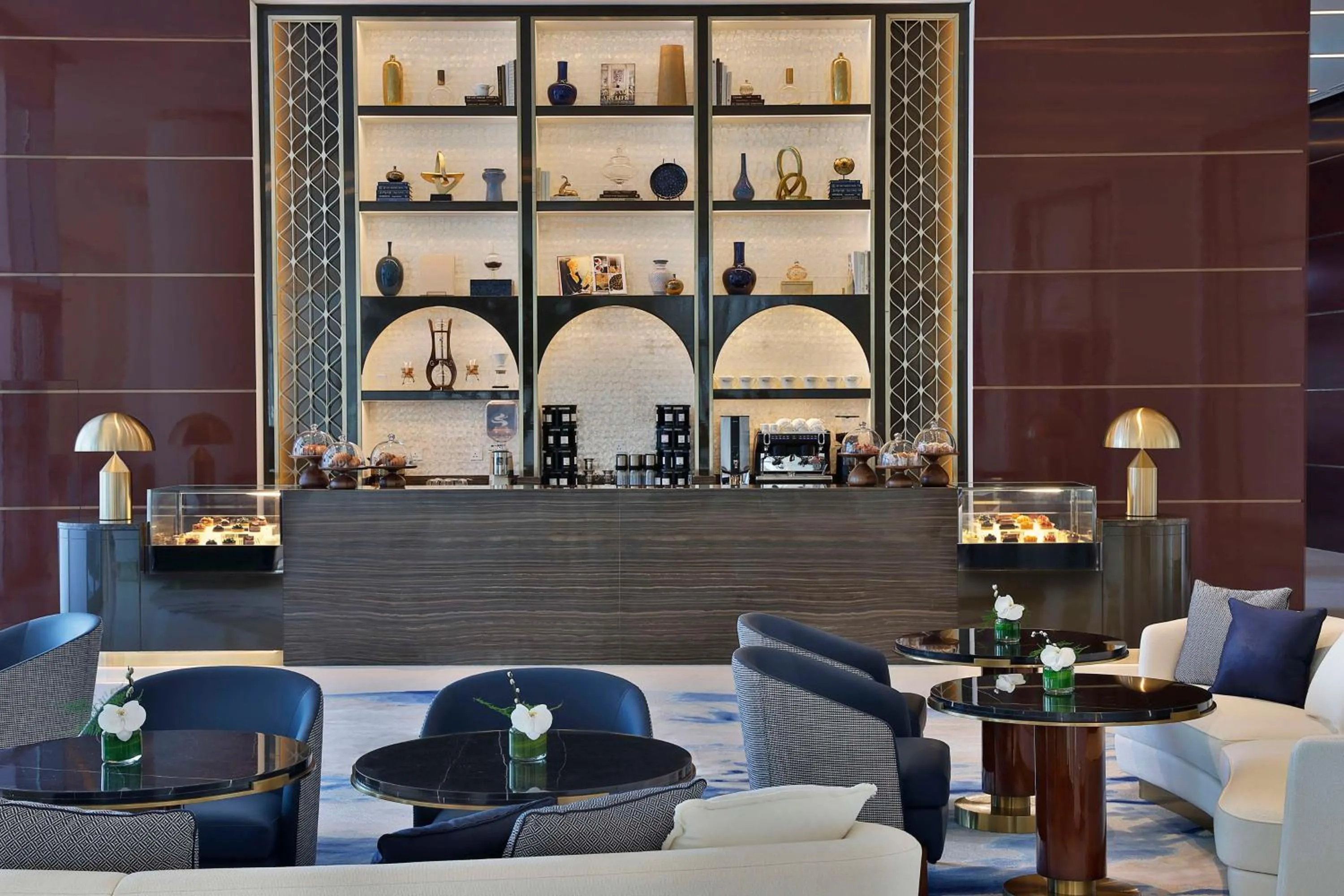 Lobby or reception in Waldorf Astoria Doha Lusail