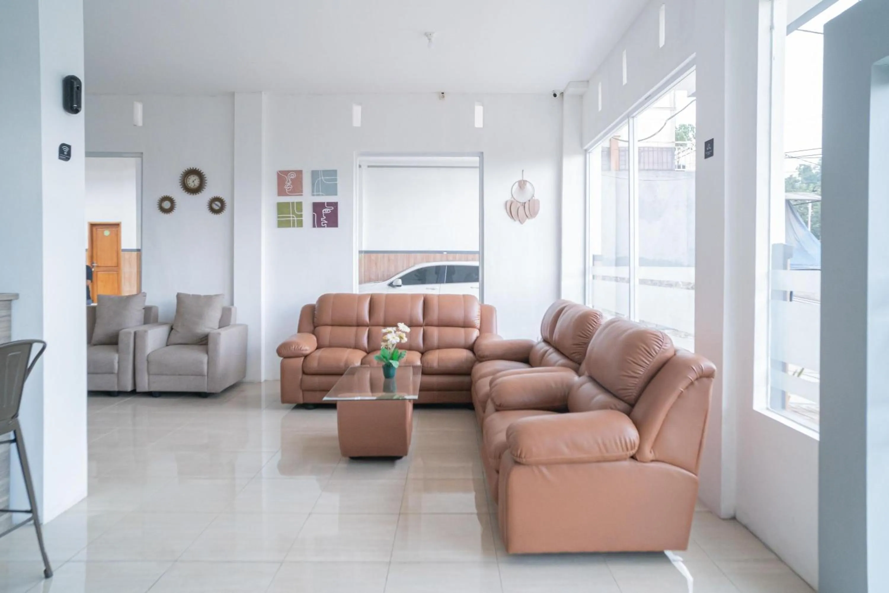 Lobby or reception in Urbanview Hotel Sky Batu Malang by RedDoorz