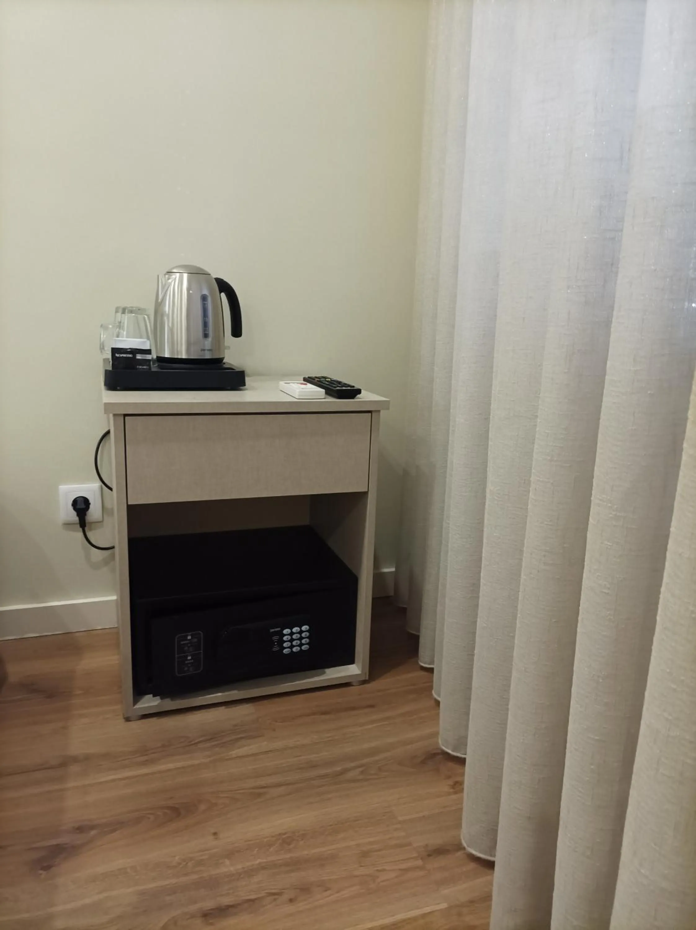 safe in HOSPEDARIA LONDRES