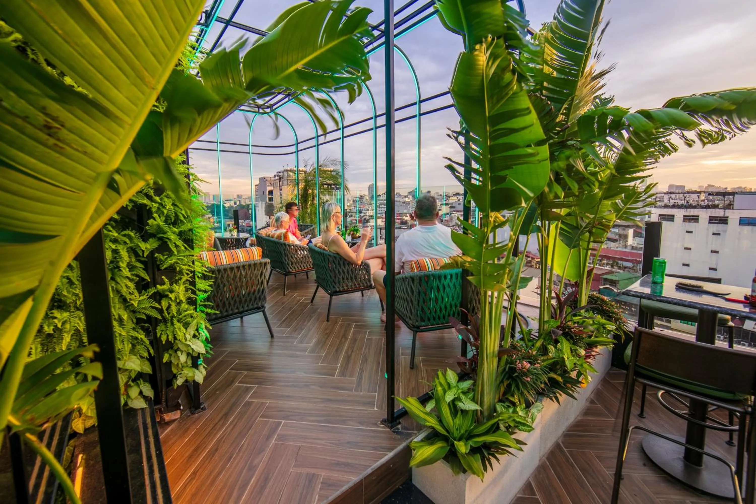 Patio in HOTEL De SOURIANT Premium Hanoi