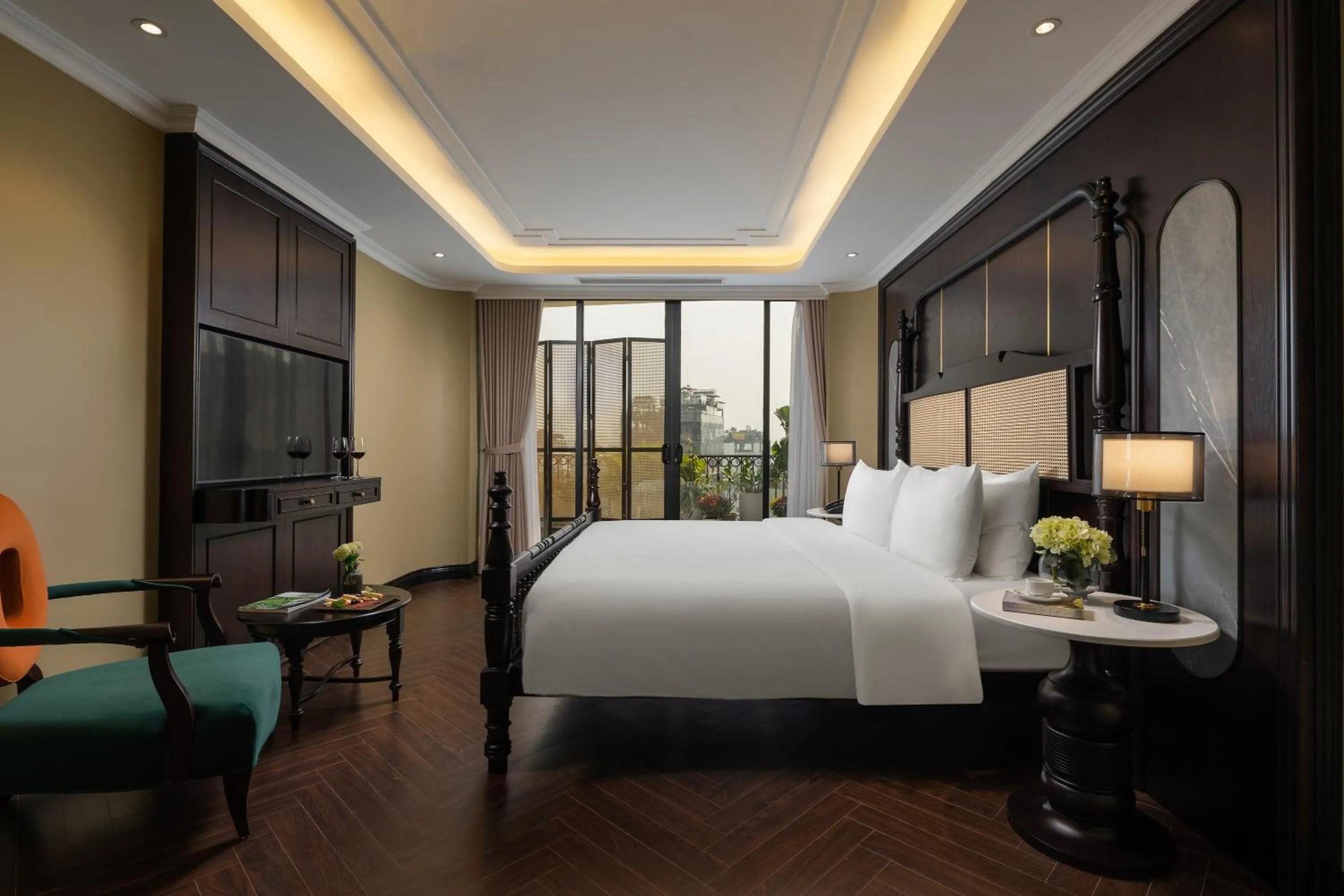 Bedroom, Bed in HOTEL De SOURIANT Premium Hanoi