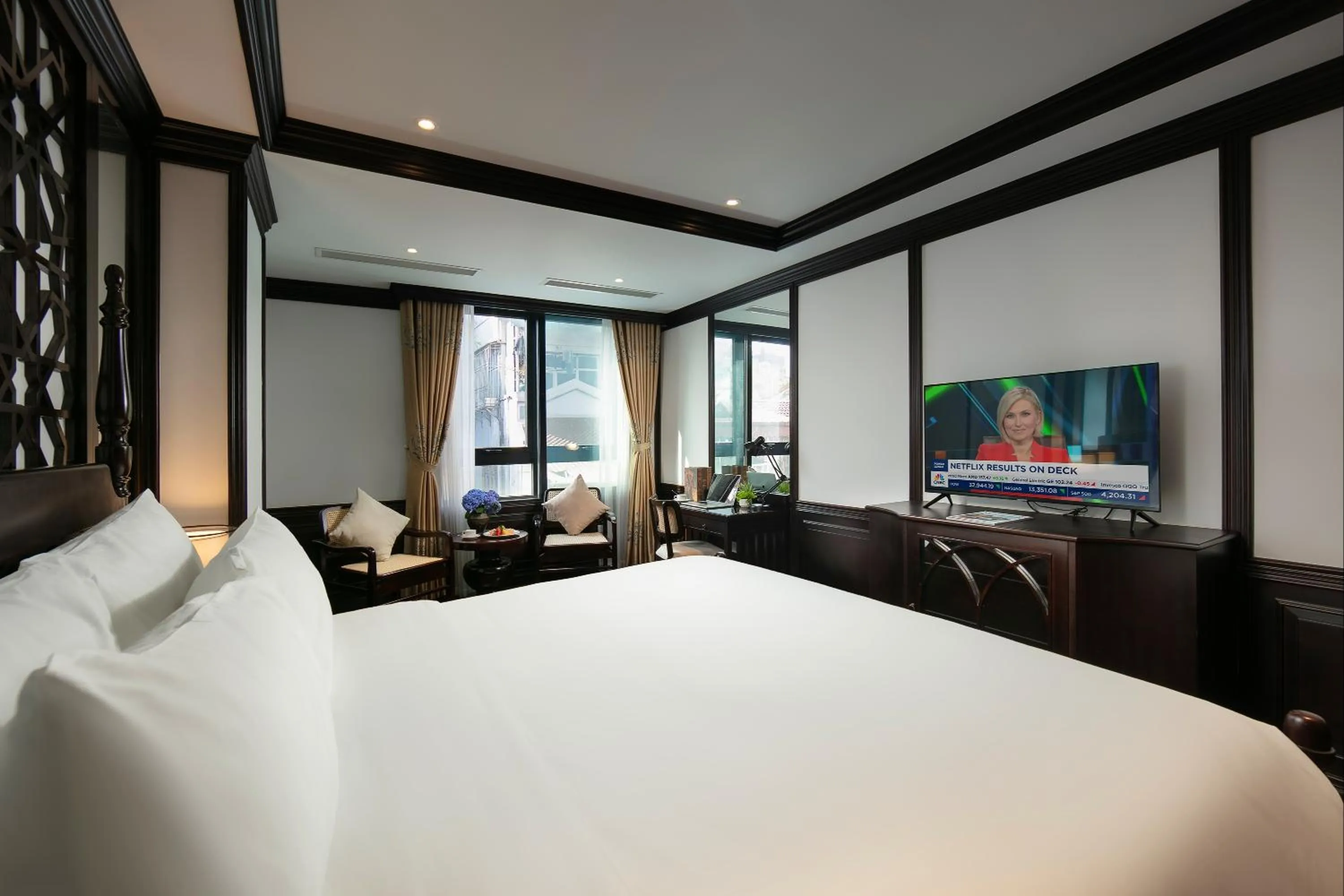 Photo of the whole room, Bed in HOTEL De SOURIANT Premium Hanoi