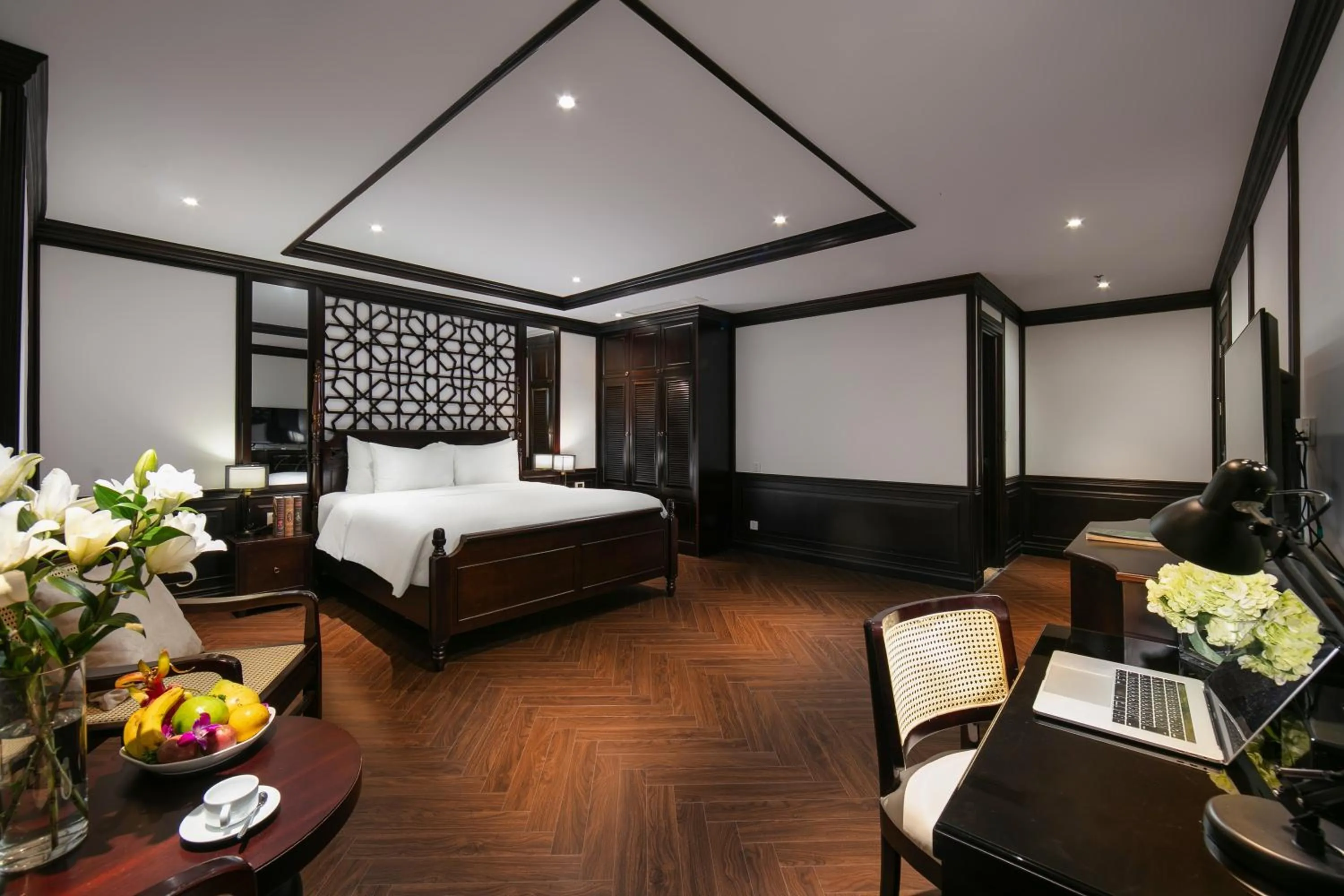Bedroom, Bed in HOTEL De SOURIANT Premium Hanoi