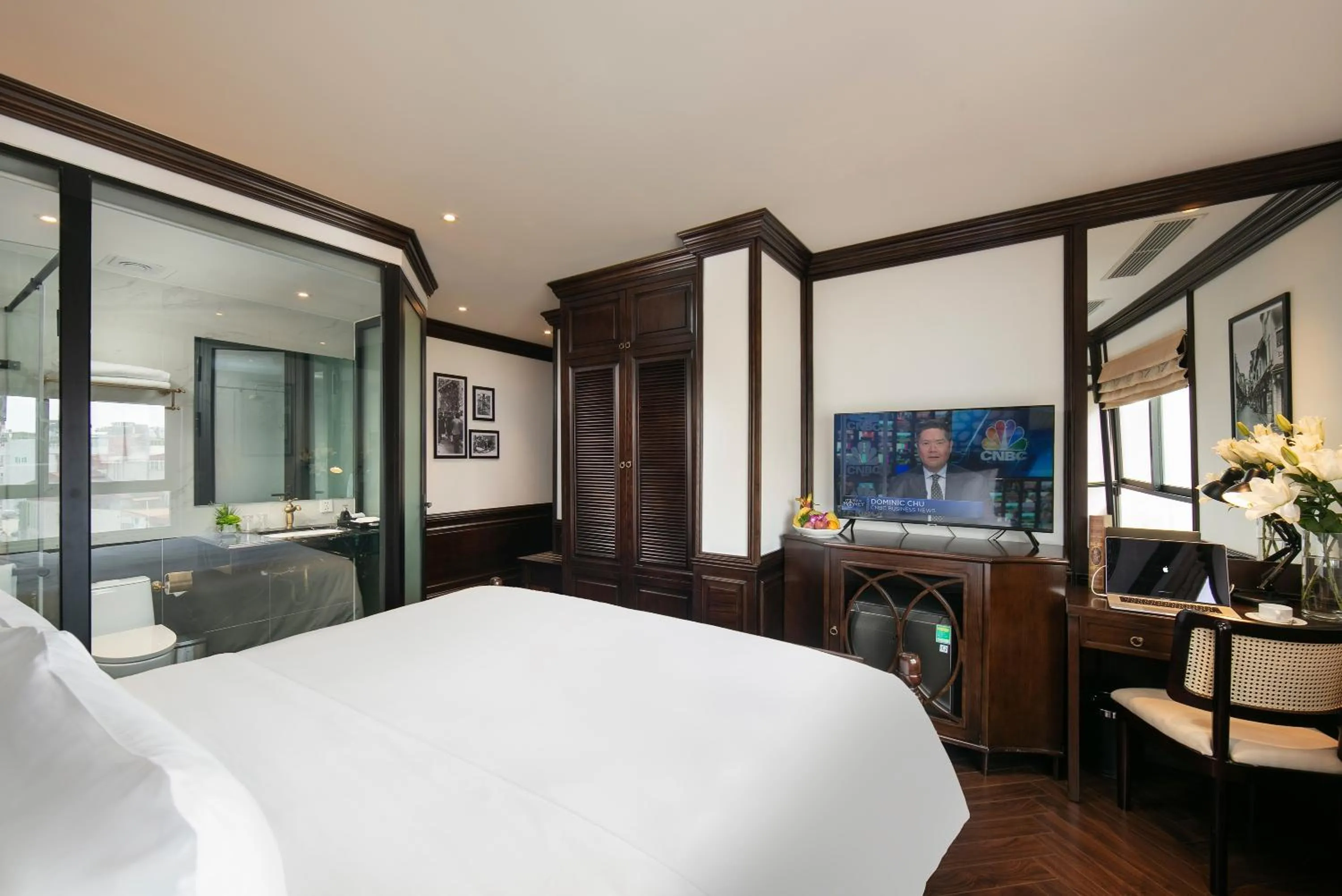 Photo of the whole room, Bed in HOTEL De SOURIANT Premium Hanoi