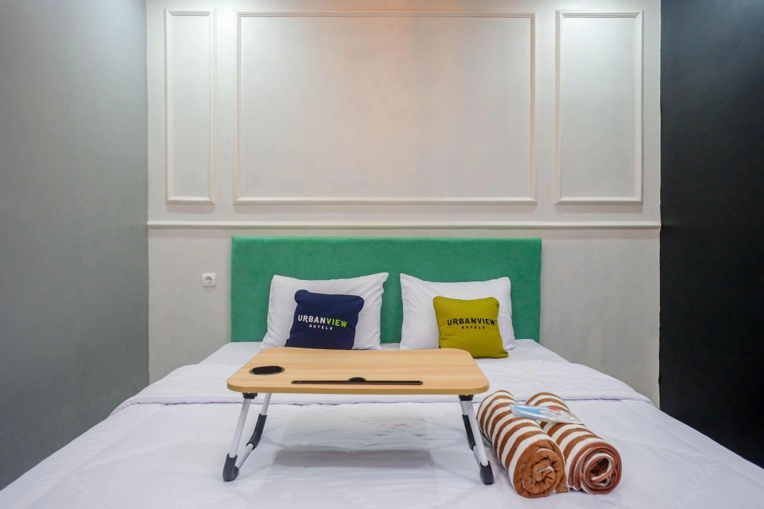 Bedroom, Bed in Urbanview Hotel Umbrella Dieng by RedDoorz