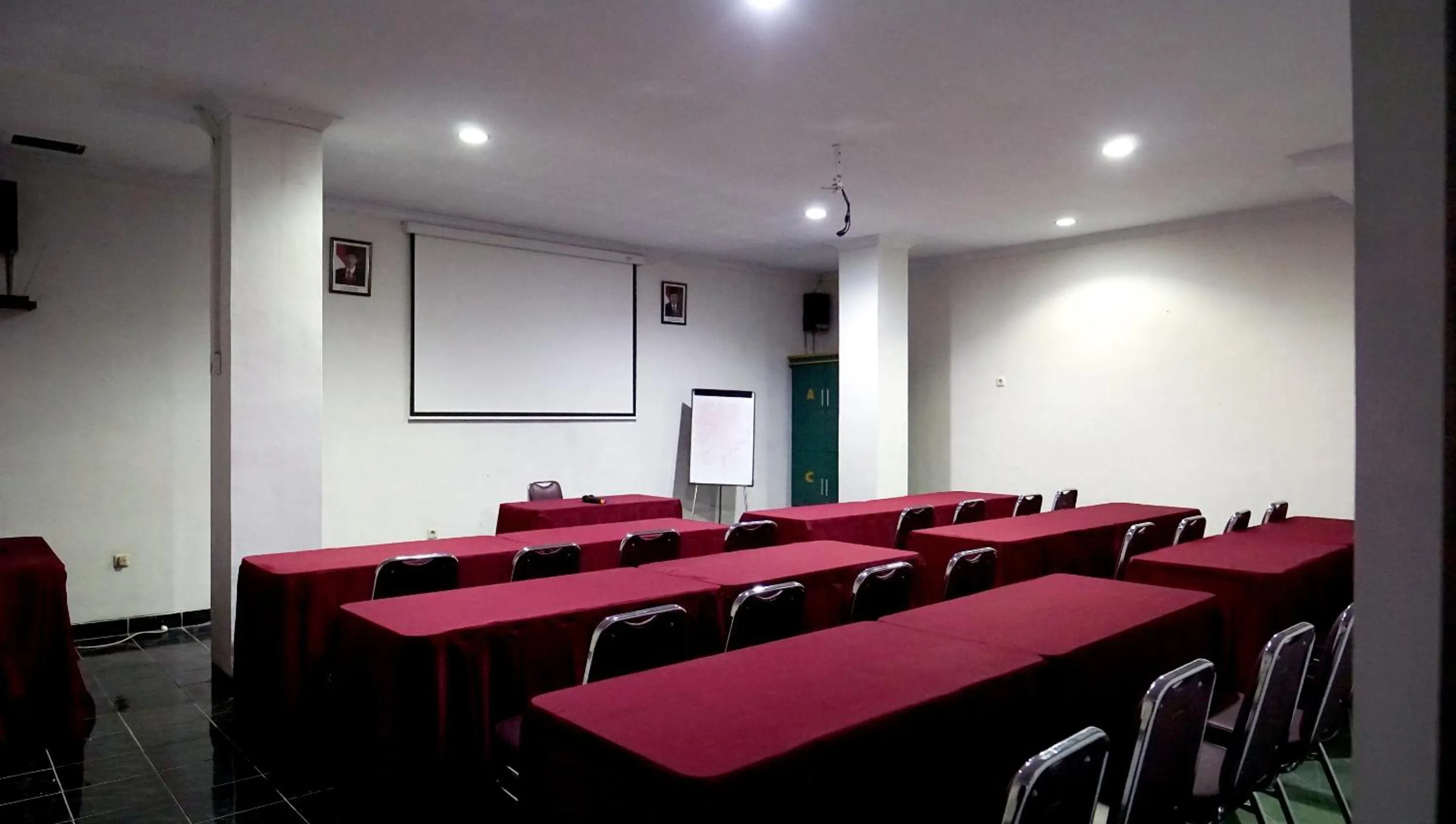 Meeting/conference room in Diana Hotel Jogja