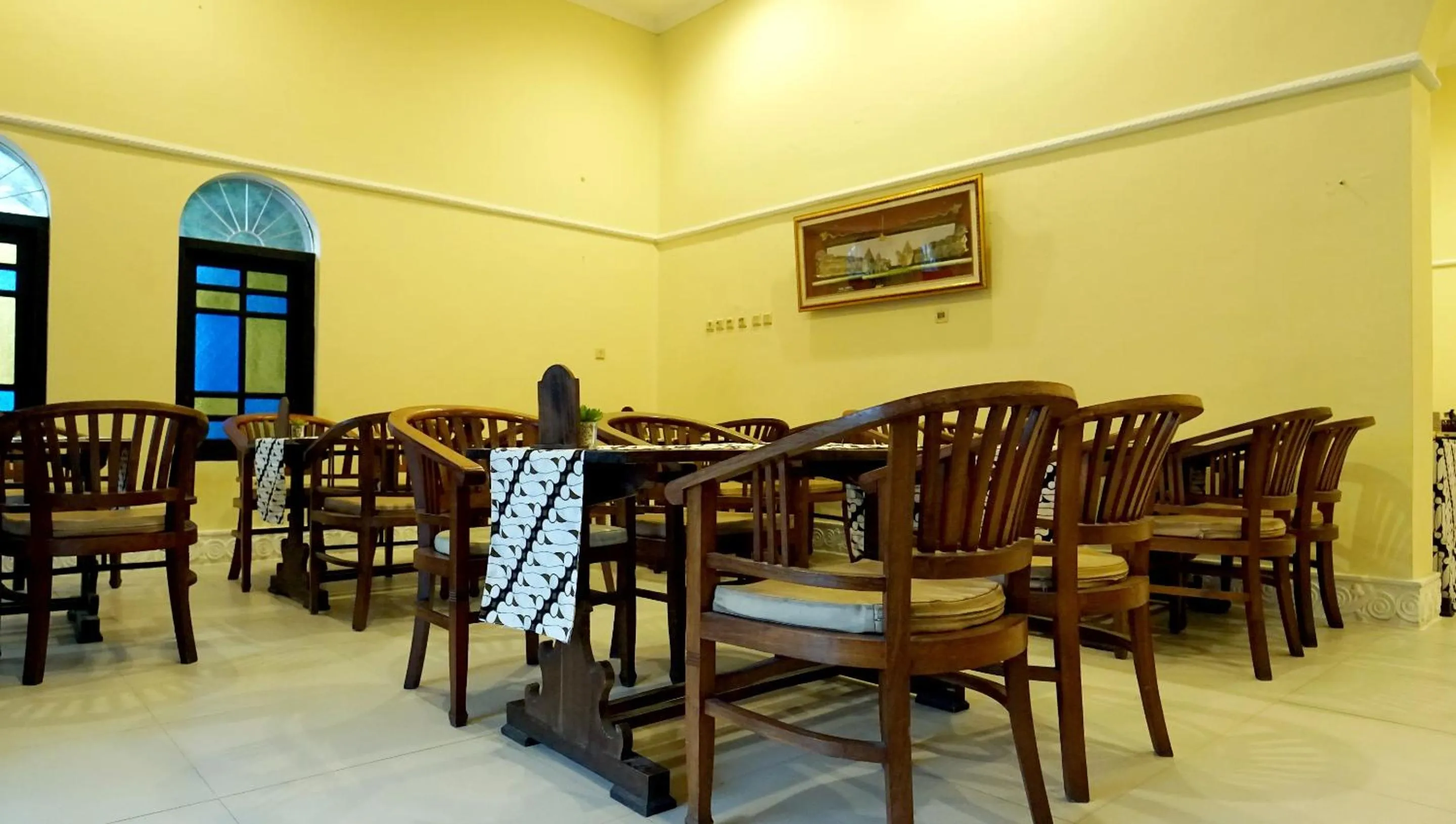 Restaurant/places to eat in Diana Hotel Jogja