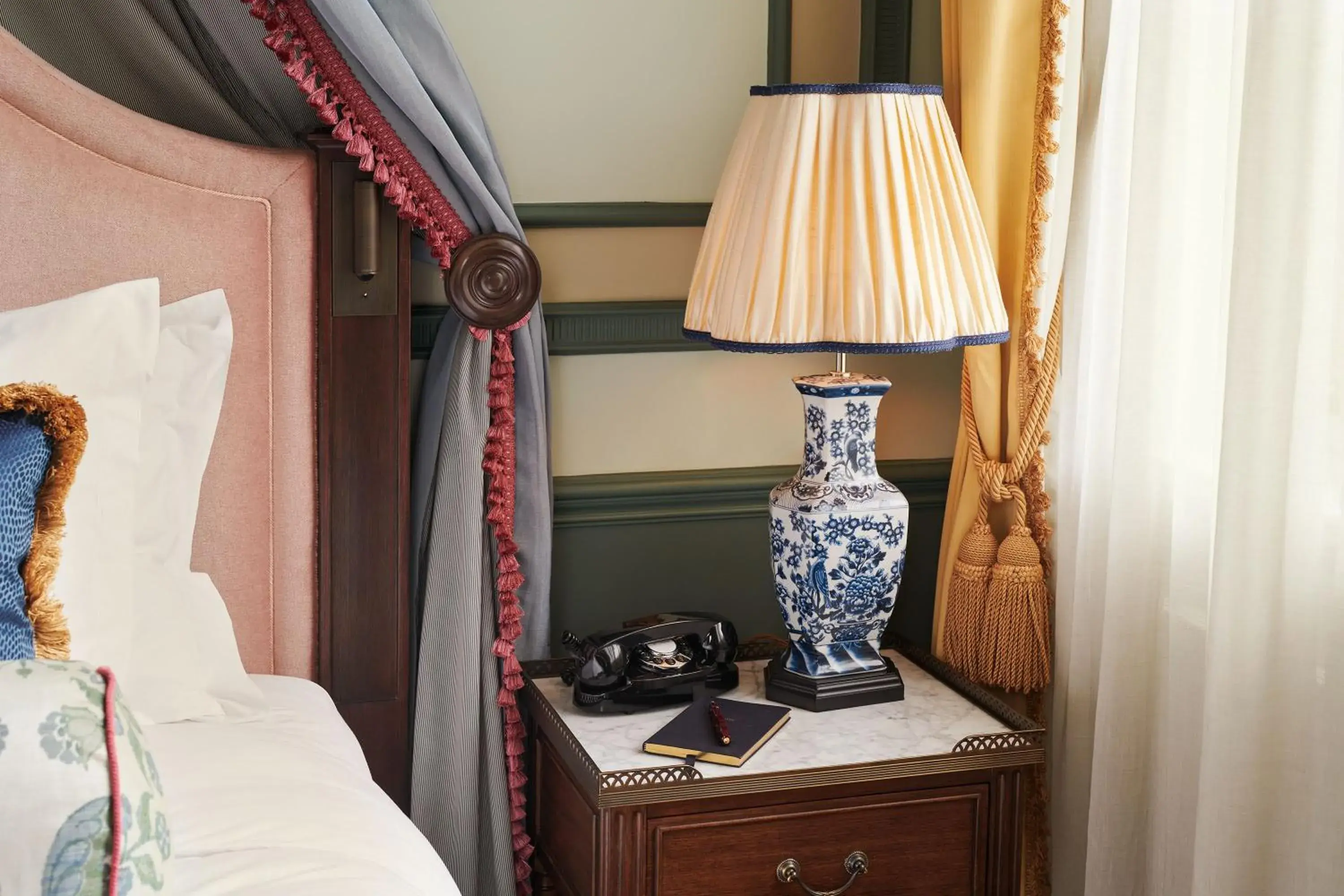 Town Room in Gleneagles Townhouse Town Room in Gleneagles Townhouse