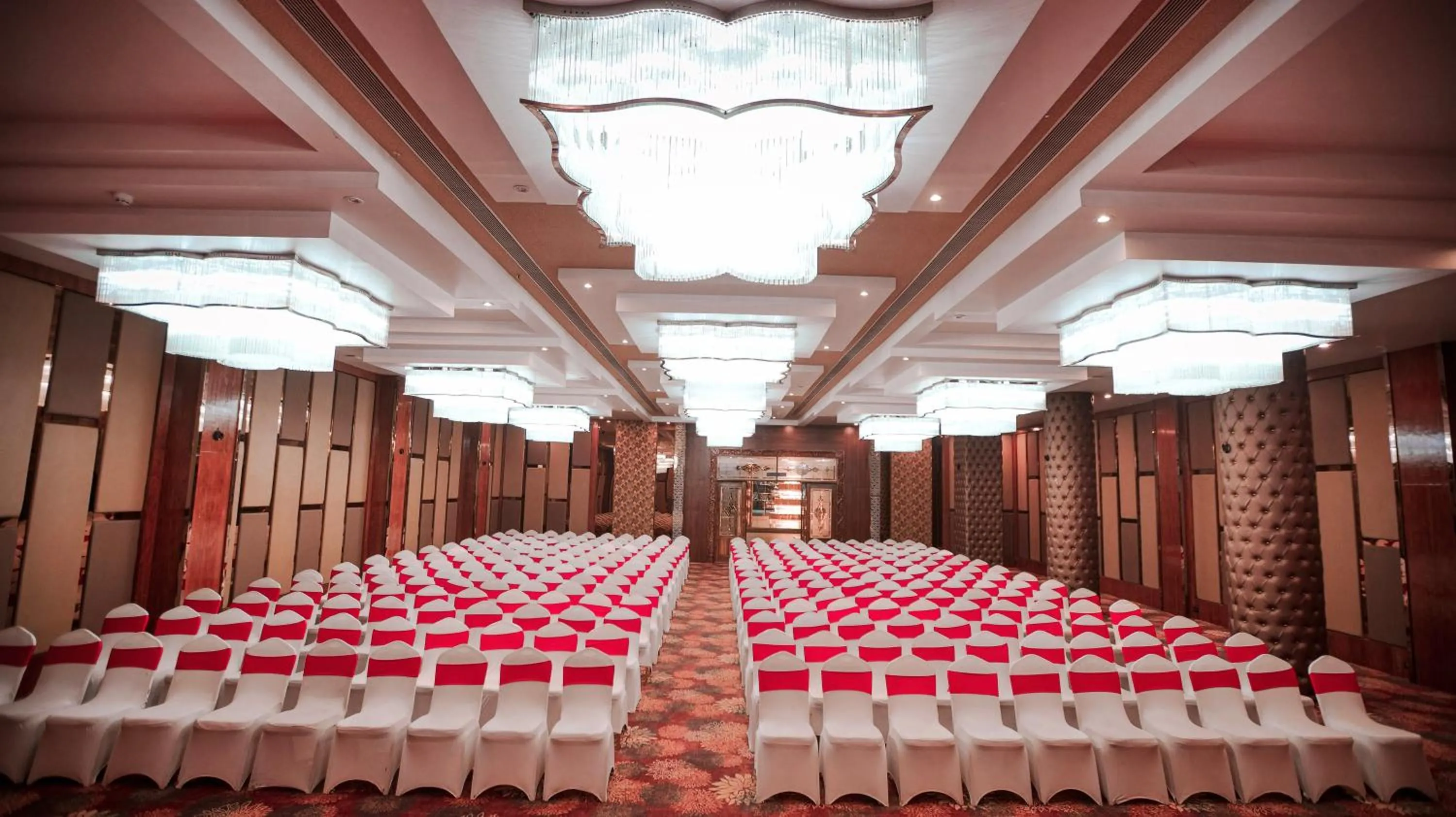 Banquet/Function facilities in Leroy Grand - Yeshwanthpur