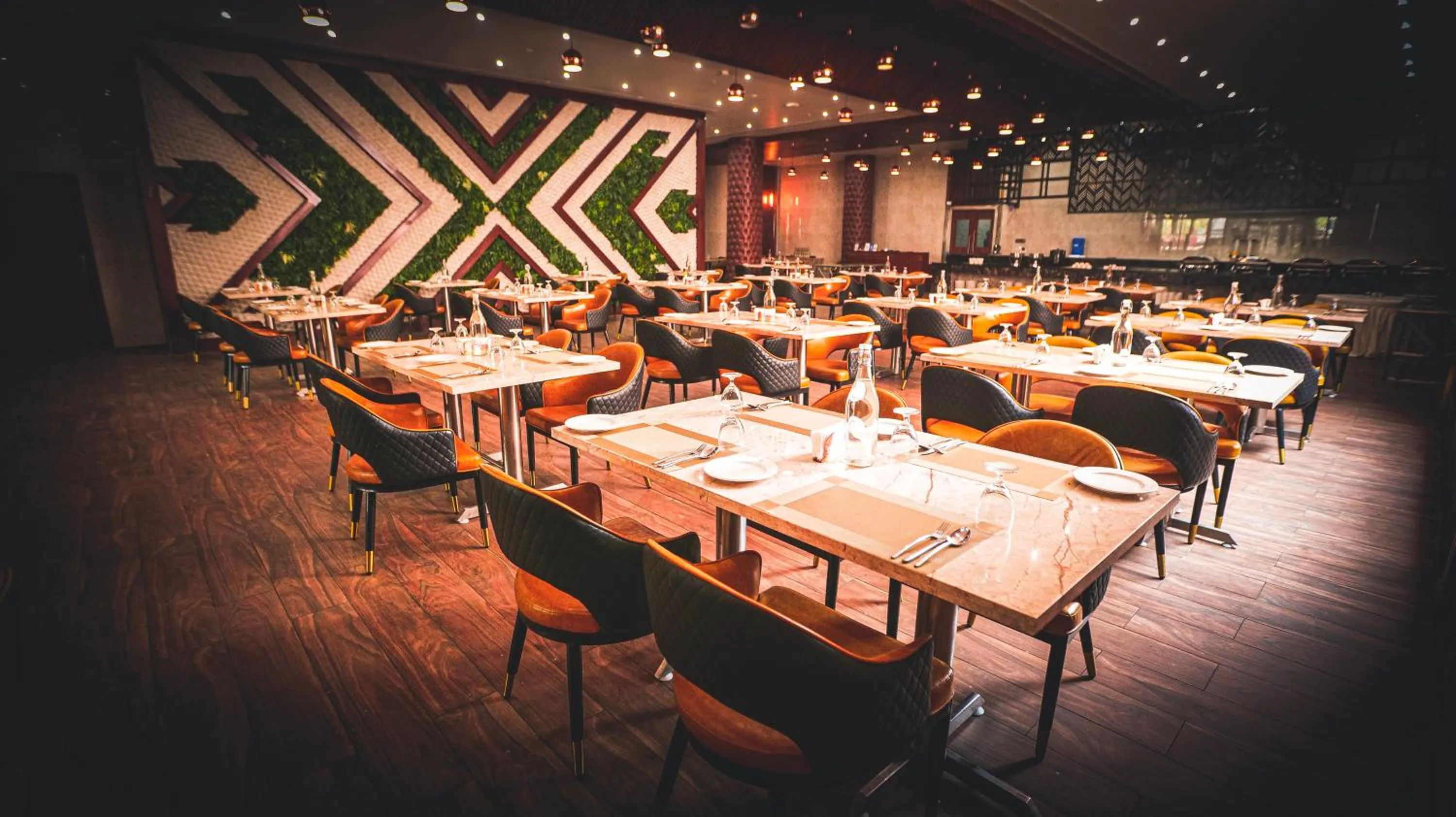 Restaurant/places to eat in Leroy Grand - Yeshwanthpur