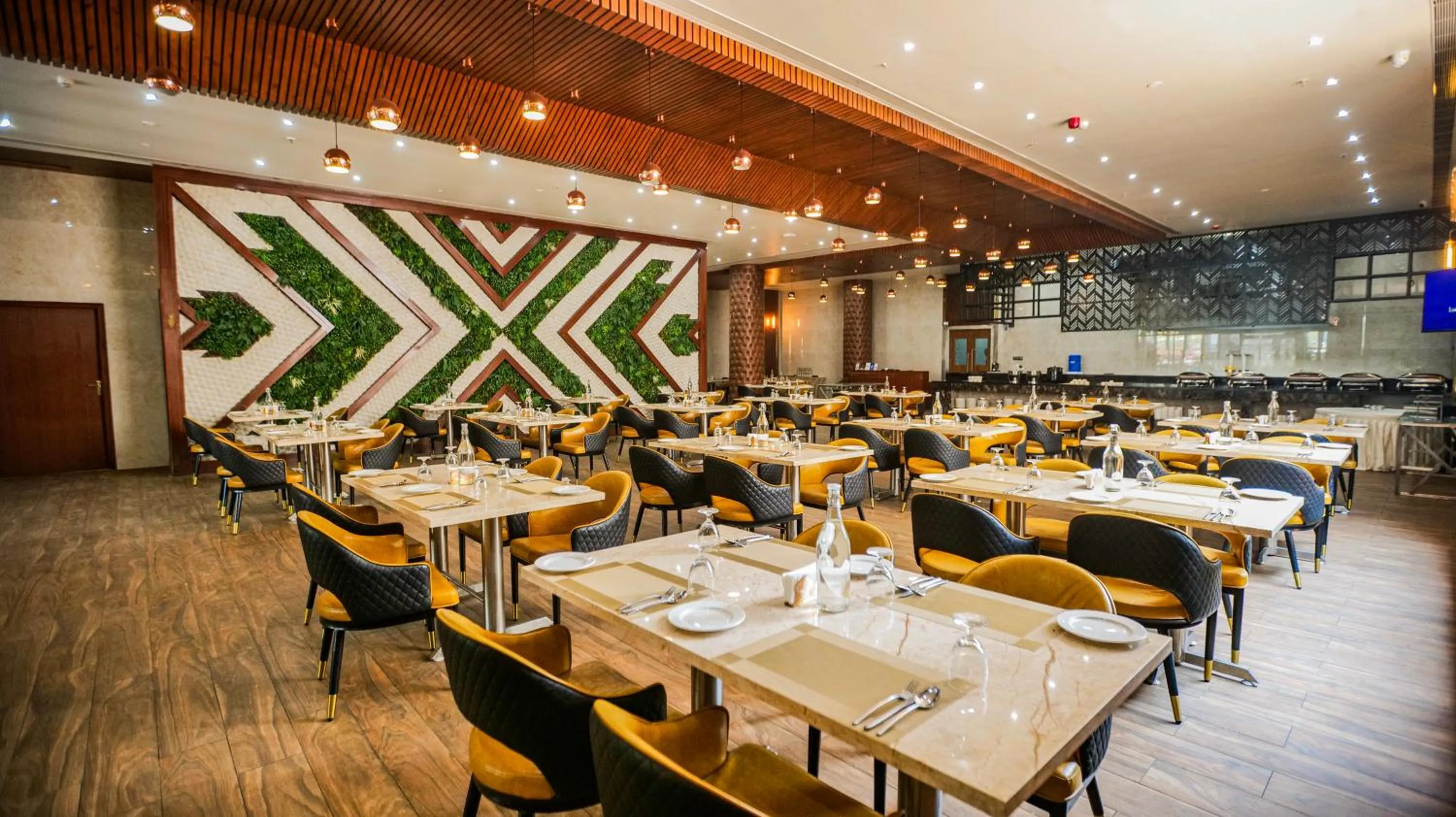 Restaurant/places to eat in Leroy Grand - Yeshwanthpur