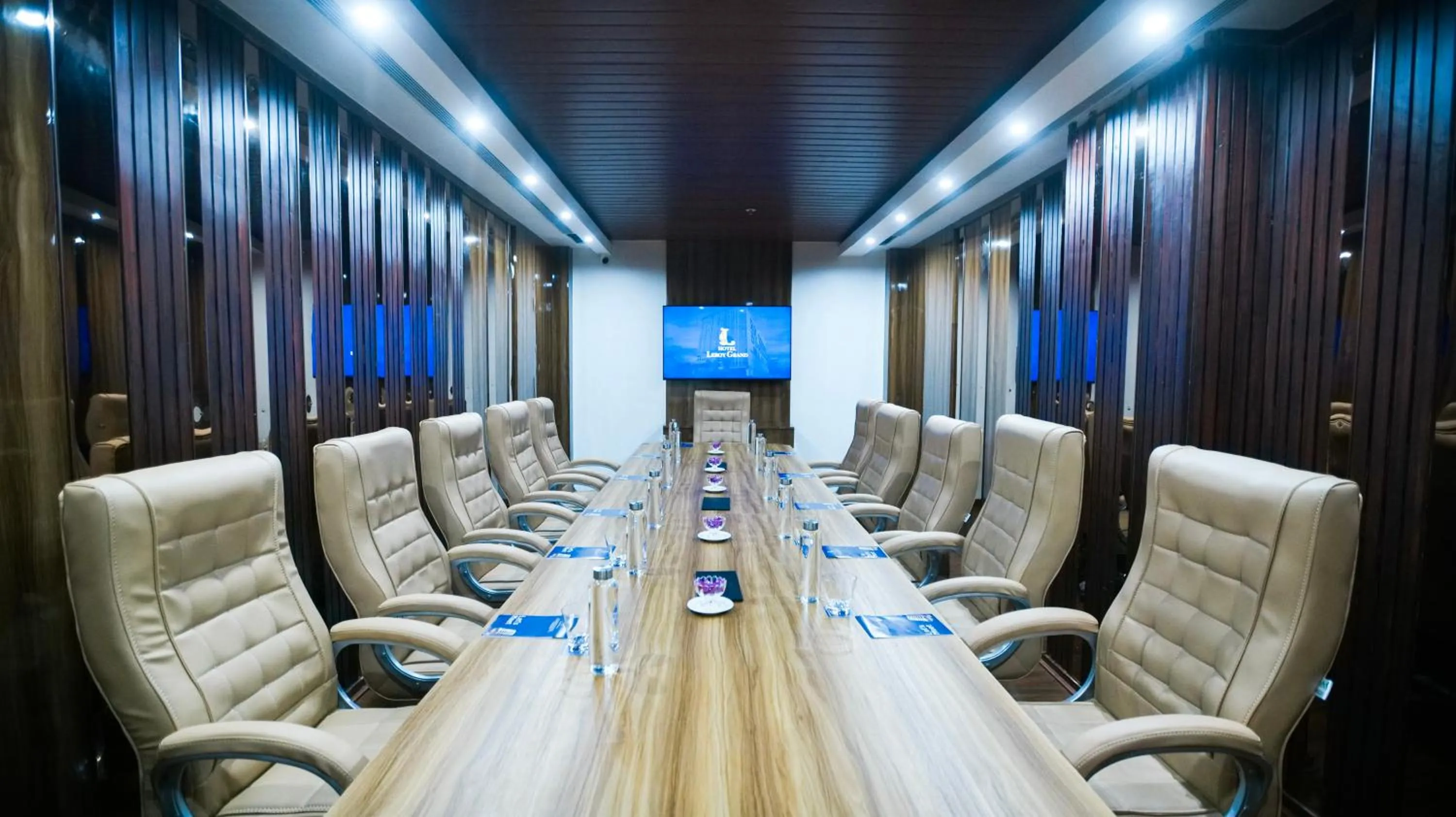 Meeting/conference room in Leroy Grand - Yeshwanthpur