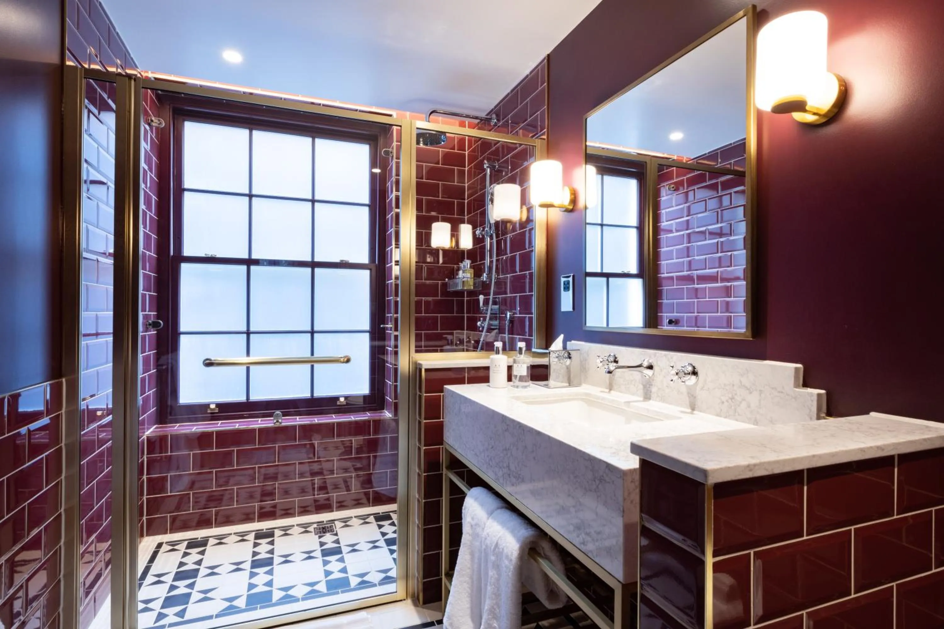 Bathroom in Sun Street Hotel Shoreditch