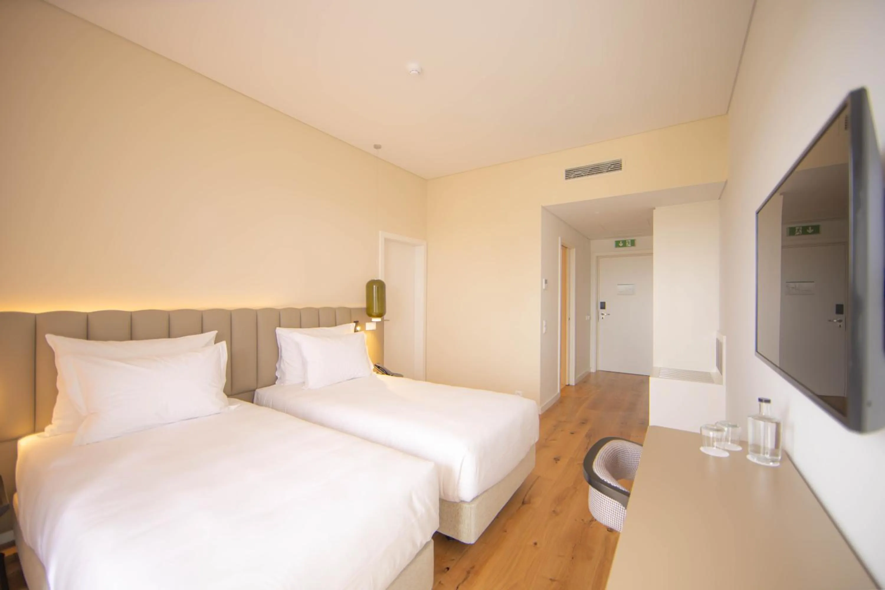 Bedroom, Bed in Sines Sea View Business & Leisure Hotel