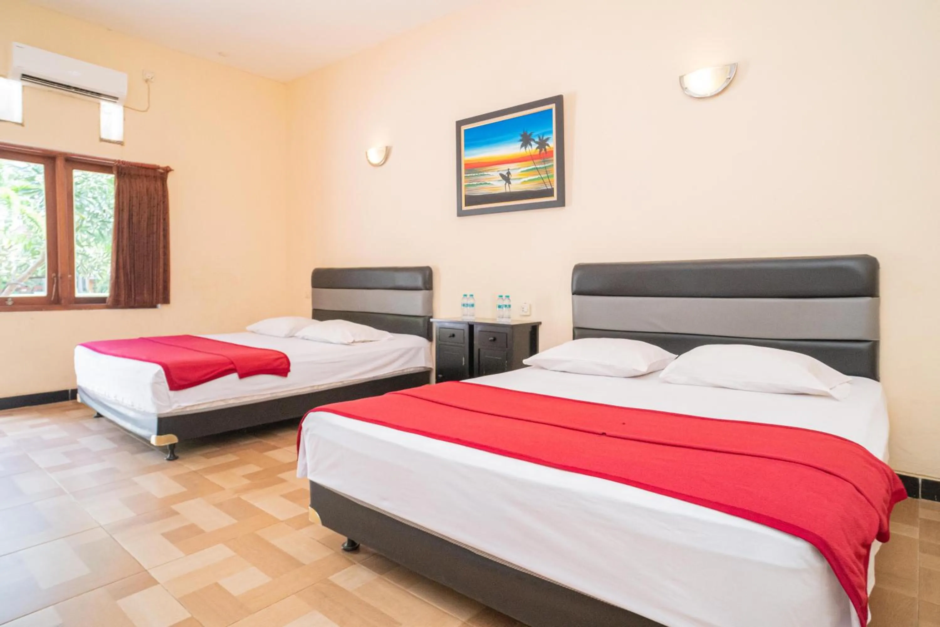 Bedroom, Bed in RedDoorz @ Panglima Sudirman Madiun