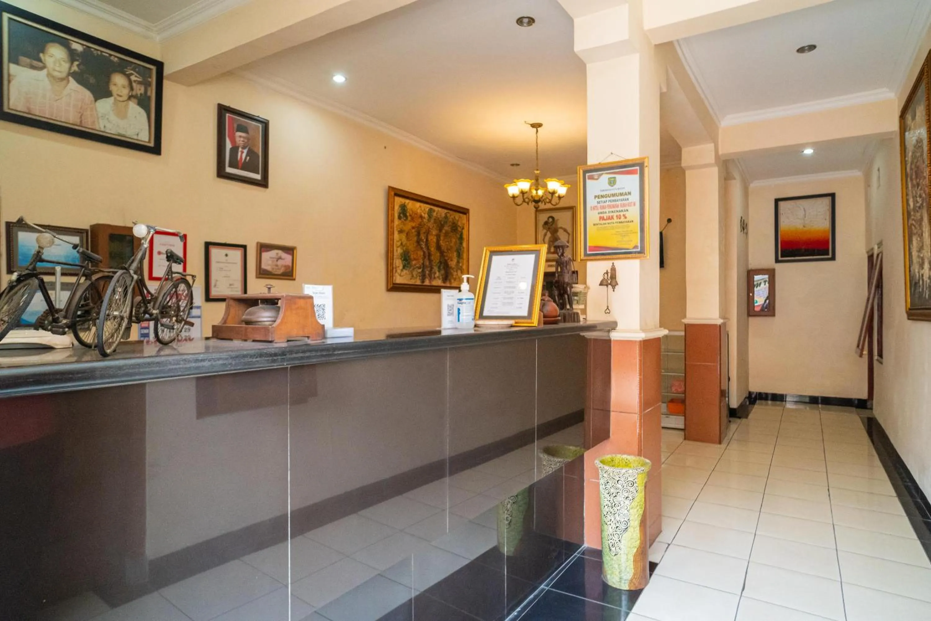 Lobby or reception in RedDoorz @ Panglima Sudirman Madiun