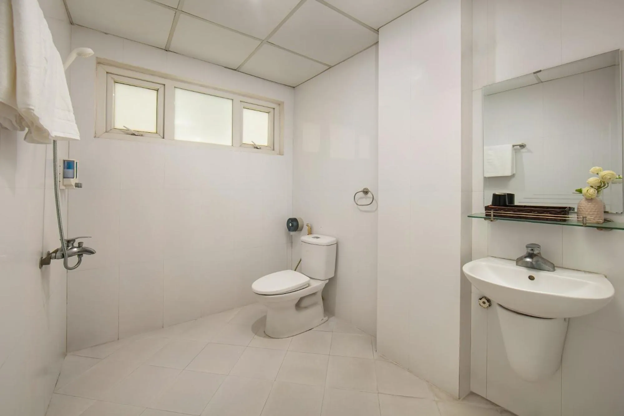 Bathroom in Mia Sen Vong Hotel Ha Noi