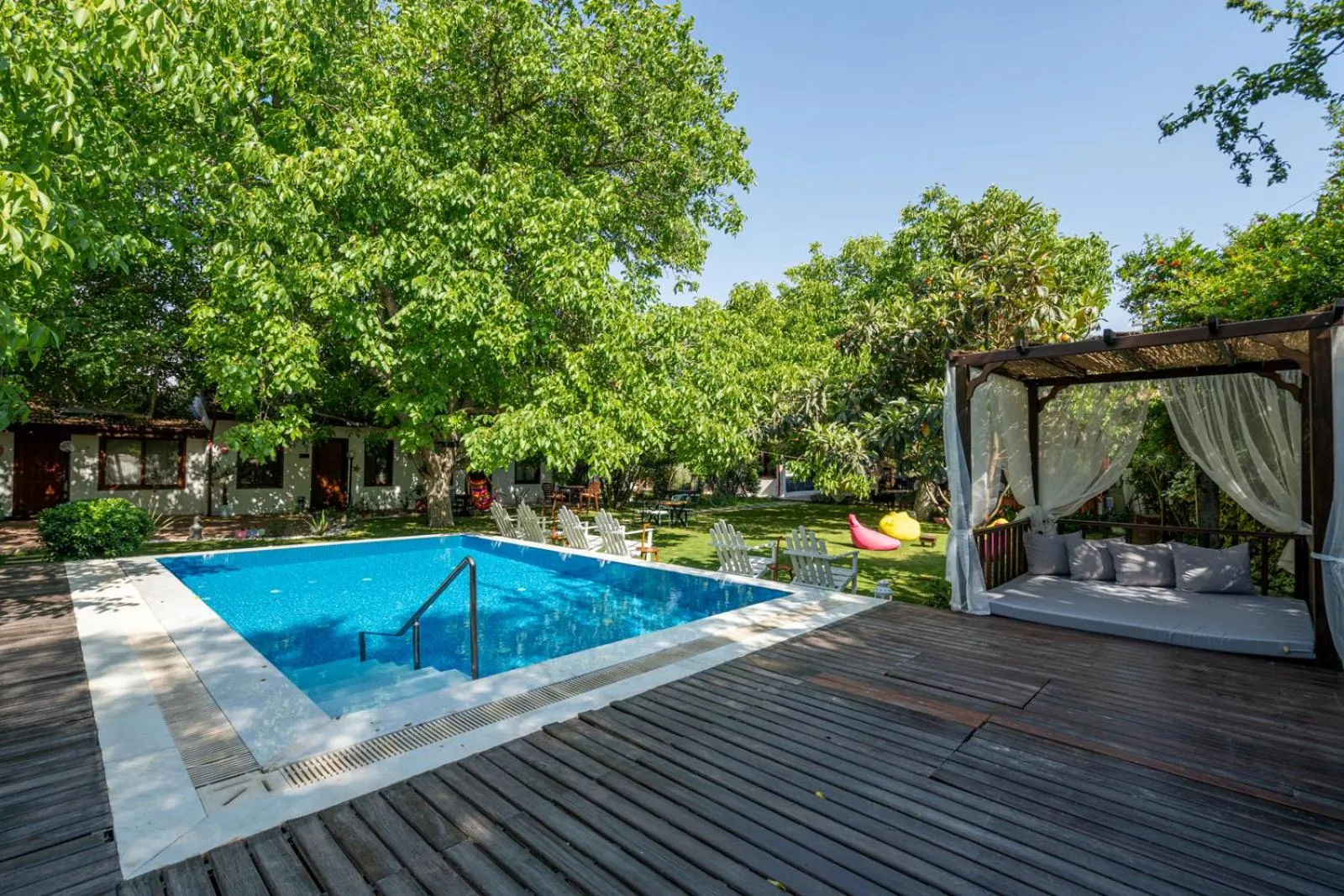Swimming pool in Ephesus Lodge