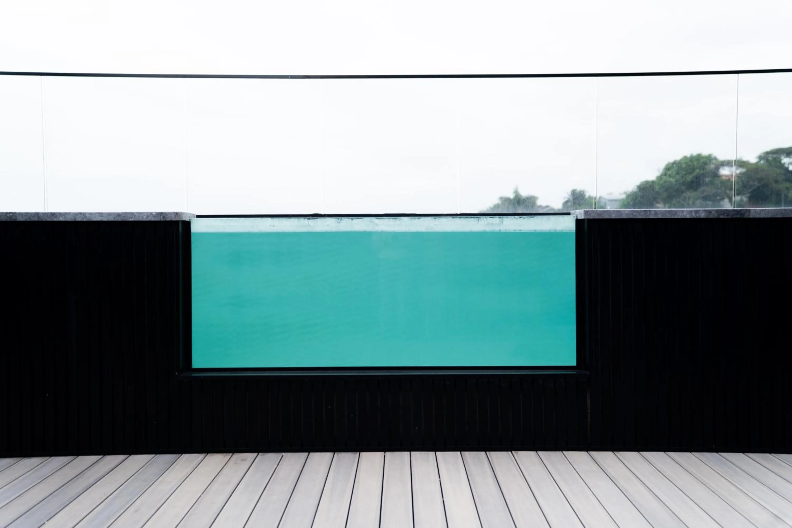 Swimming pool in Zar Hotel