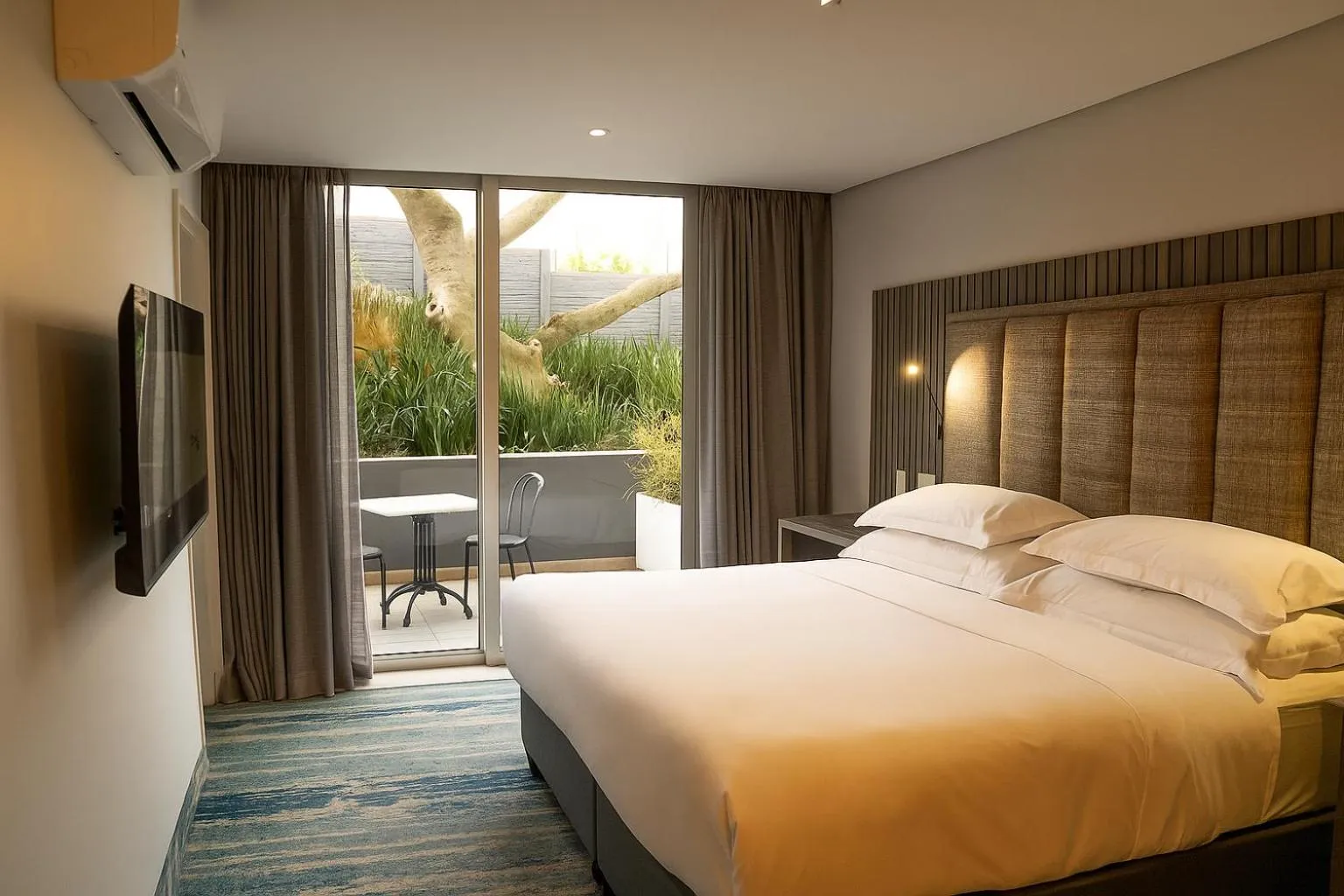 Bedroom, Bed in Zar Hotel