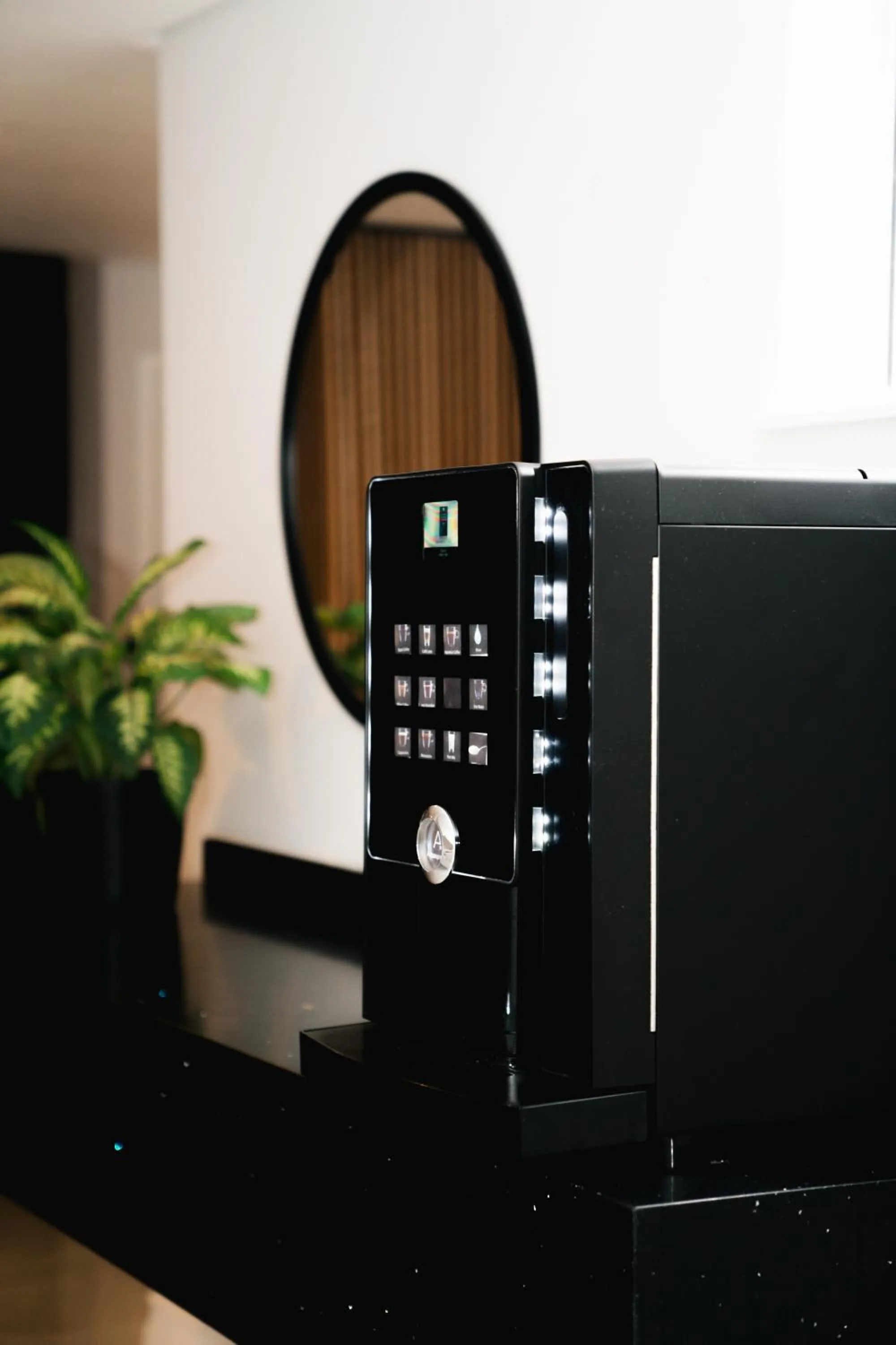 Coffee/tea facilities in Zar Hotel