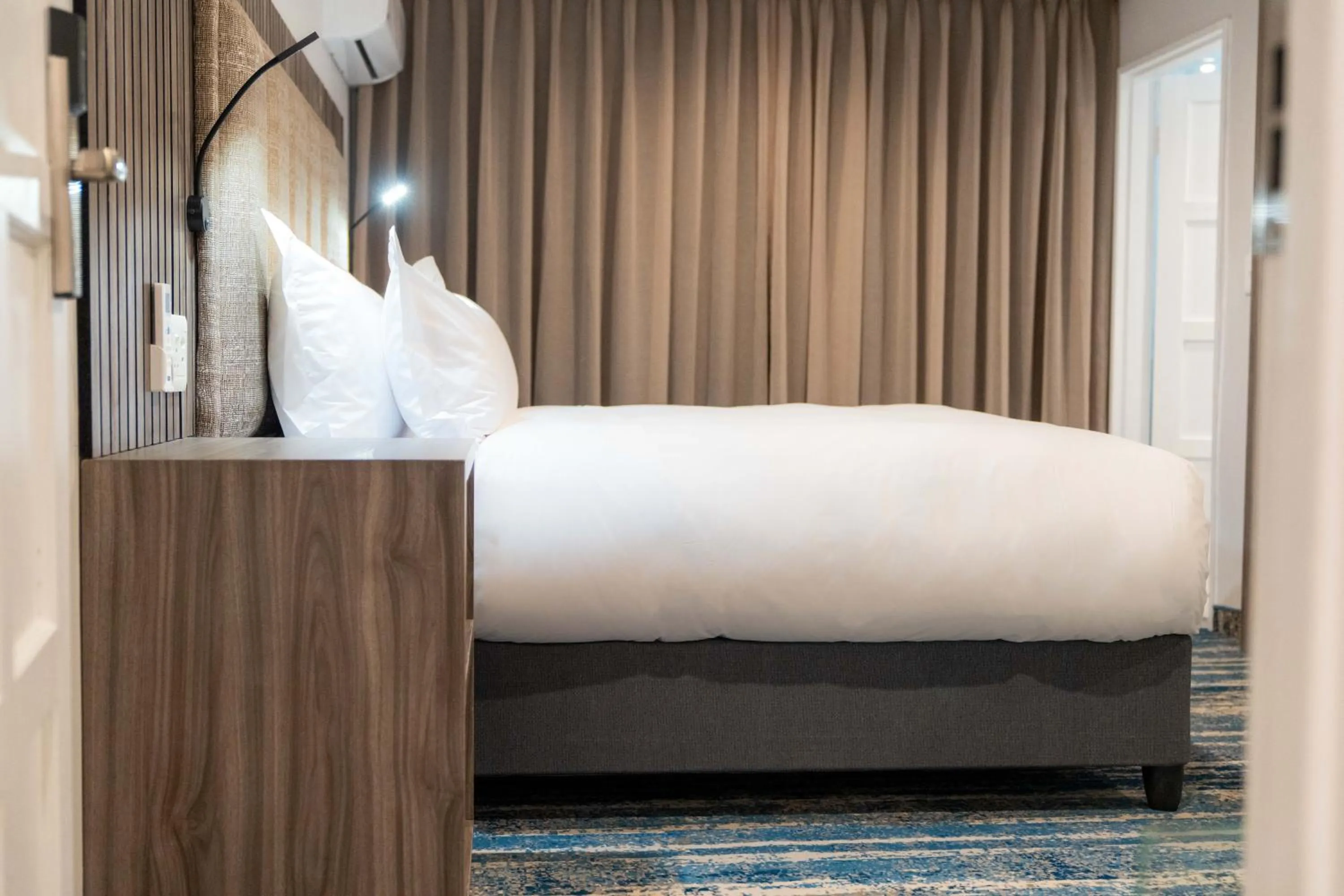 Bedroom, Bed in Zar Hotel