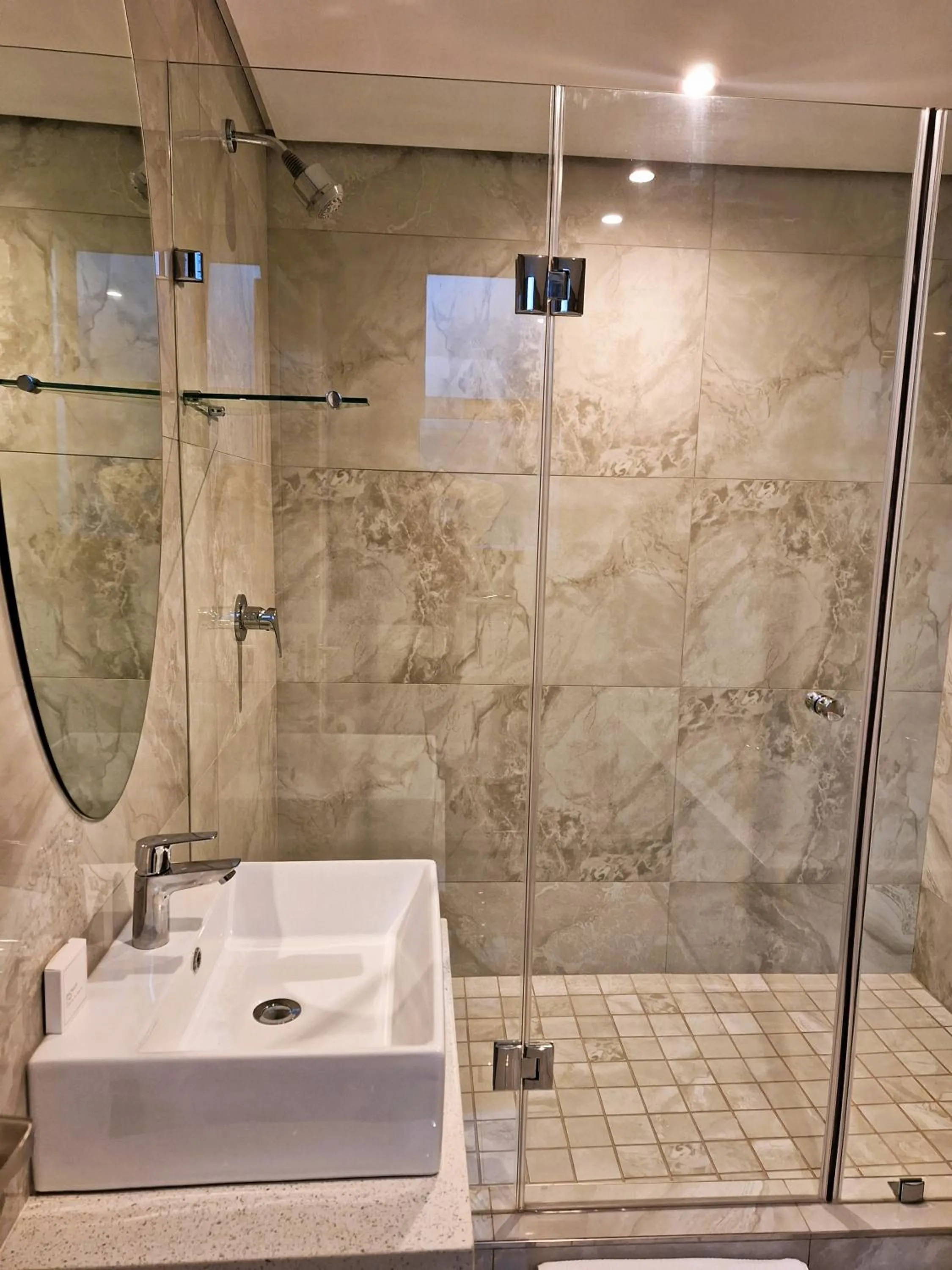 Superior King Room in Zar Hotel