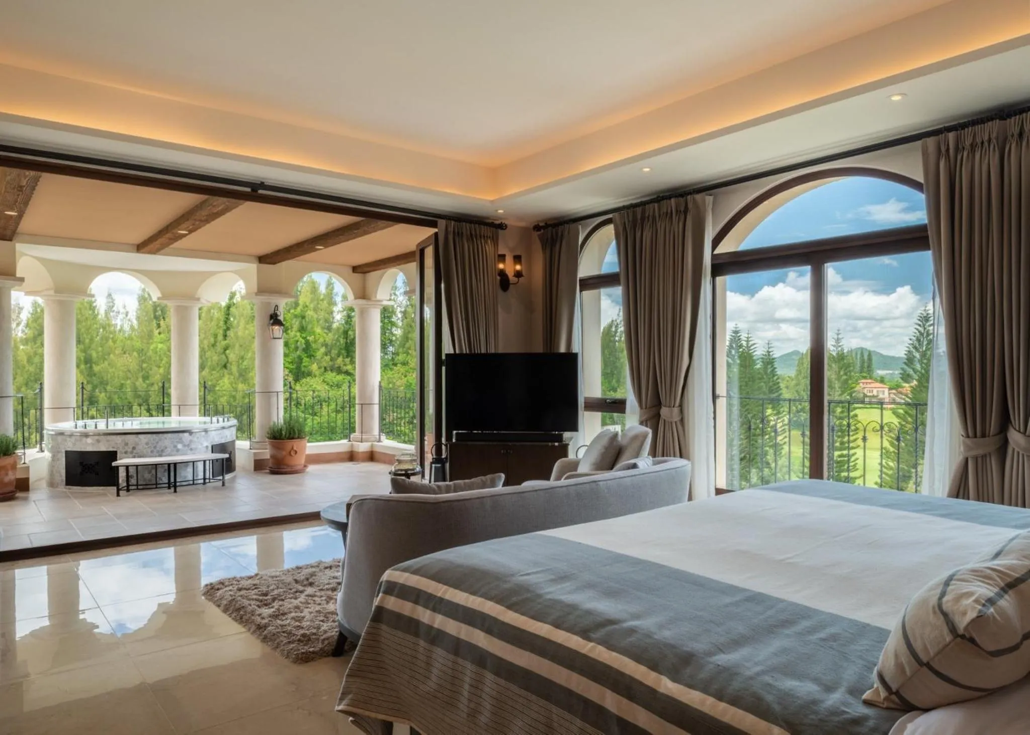 Photo of the whole room, Bed in Toscana Valley Castello Della Valle