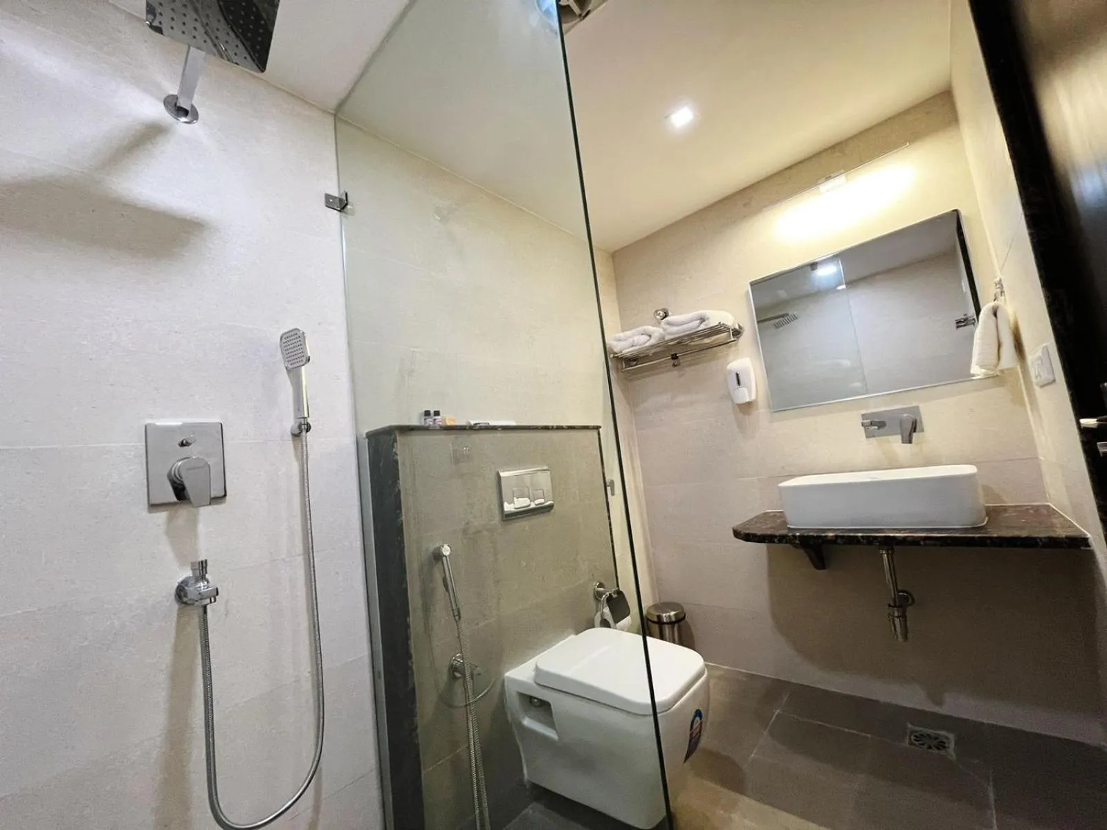 Bathroom in Hotel MK Grand