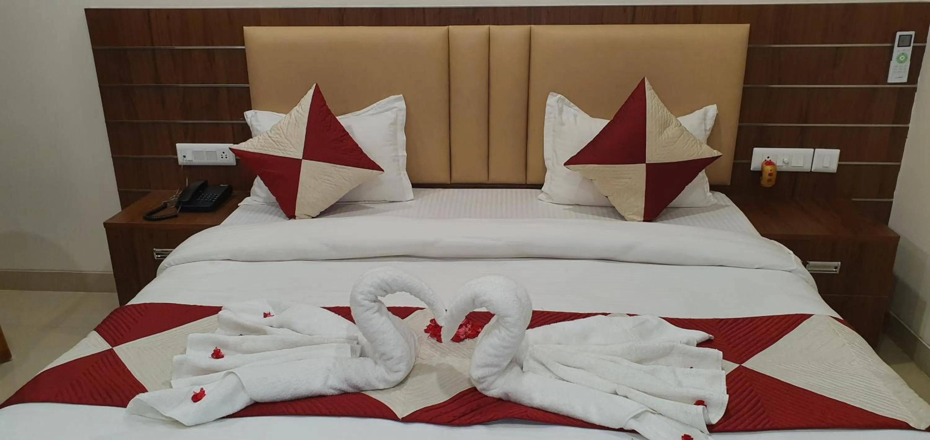 Photo of the whole room, Bed in Hotel MK Grand