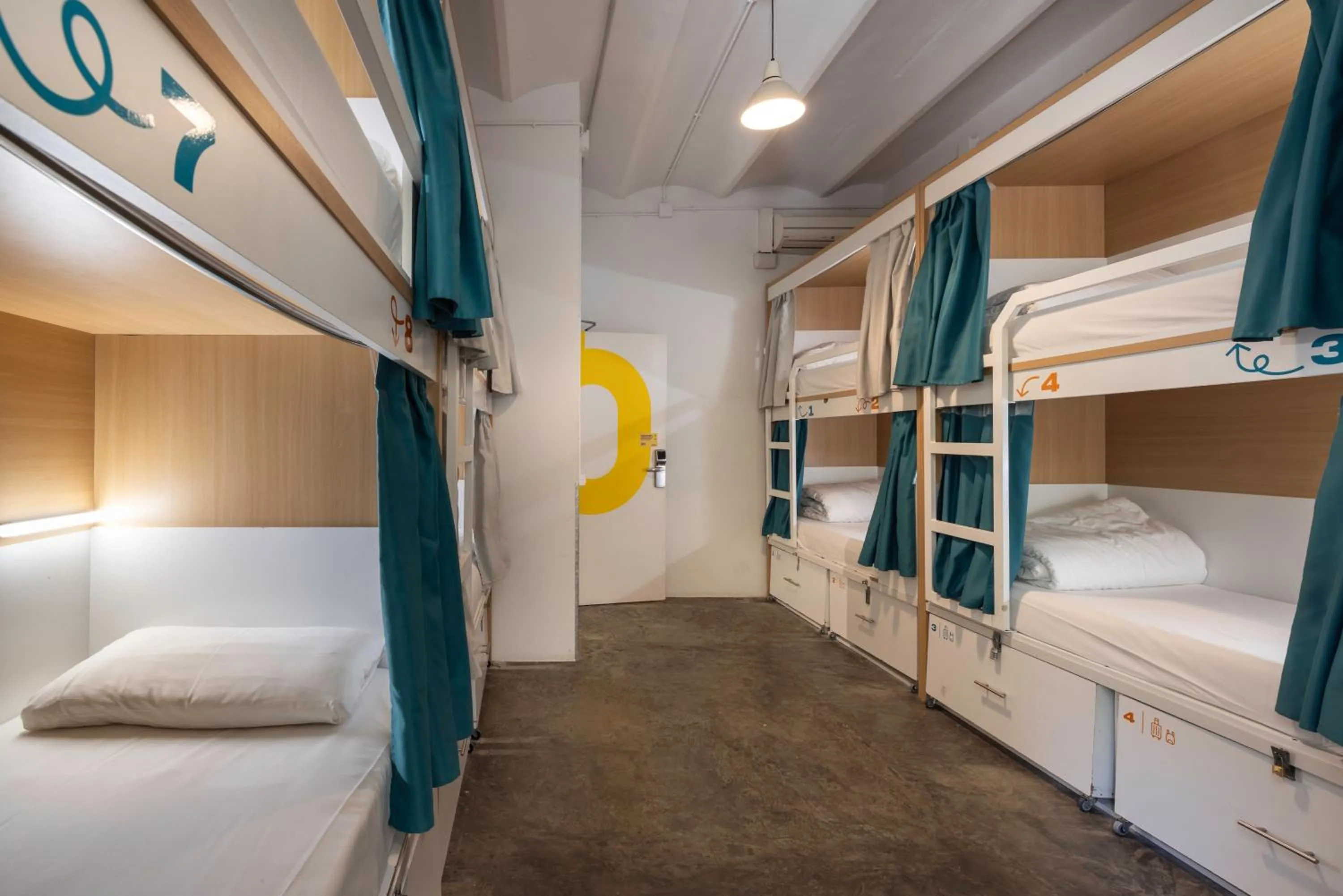 Bed in The Loft House Barcelona