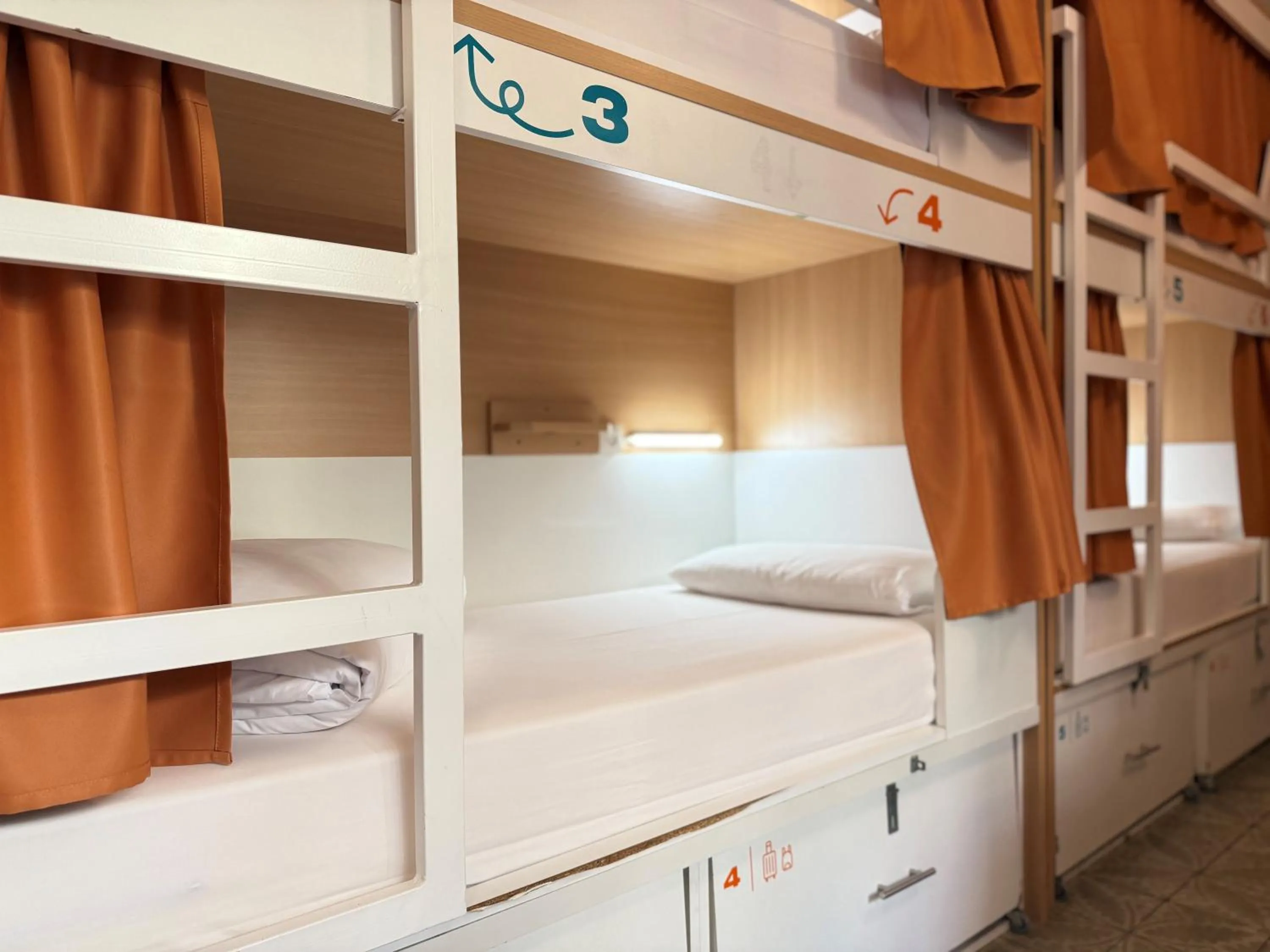 bunk bed, Bed in The Loft House Barcelona