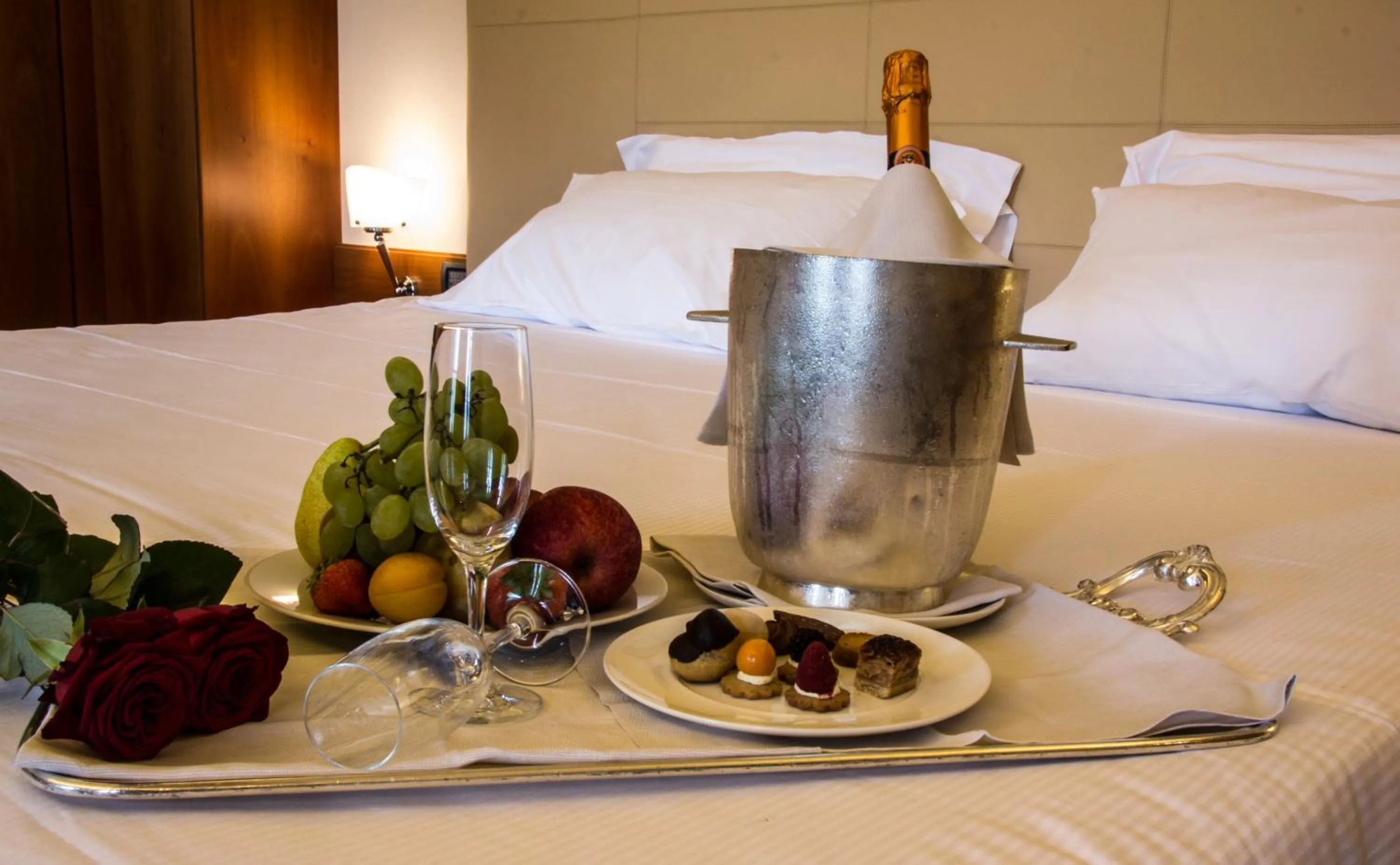 Food and drinks, Bed in Hotel San Rocco