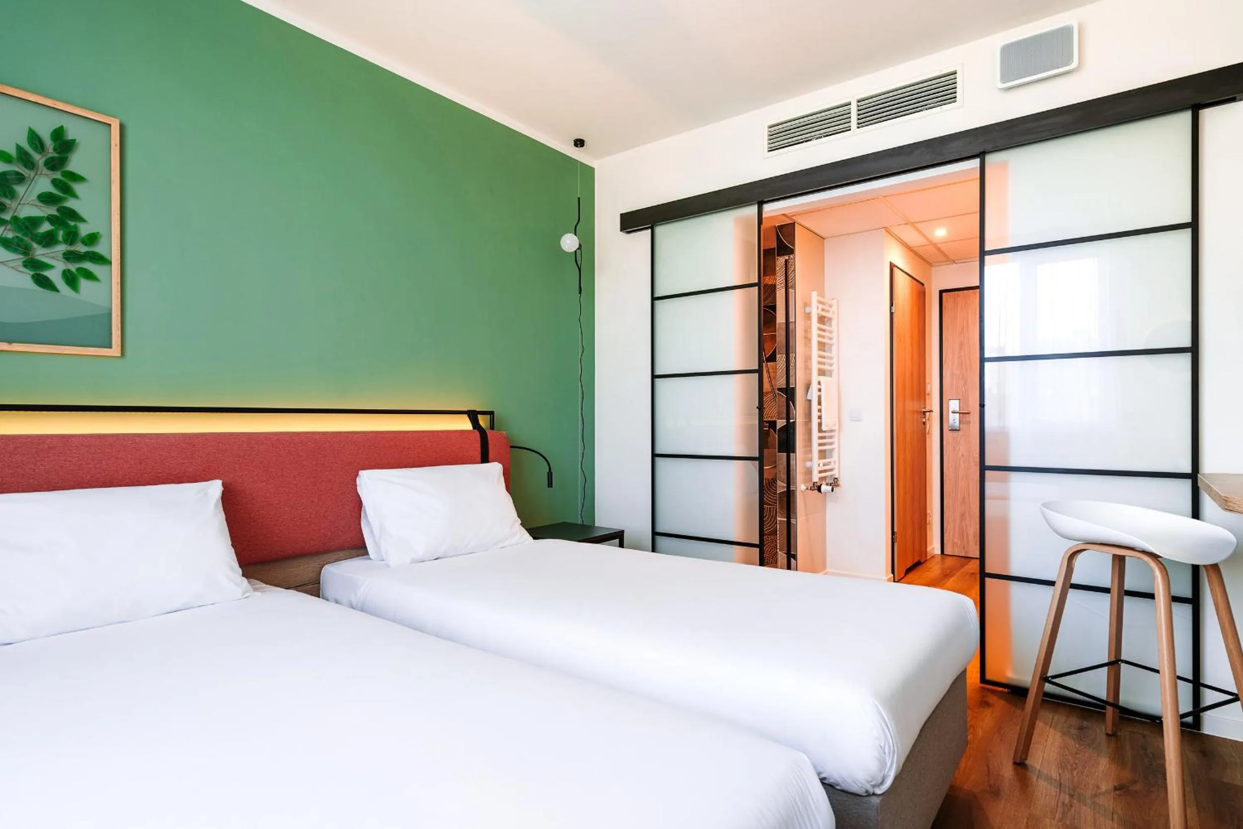 Bed in Hotel Convictus Cracovia for business & travellers