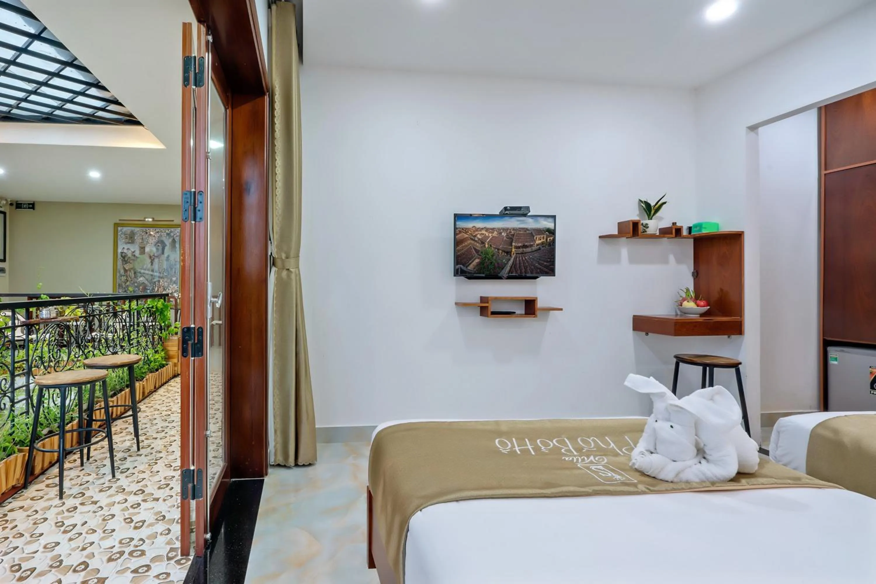 Photo of the whole room, Bed in Villa Lake Shore Hoi An