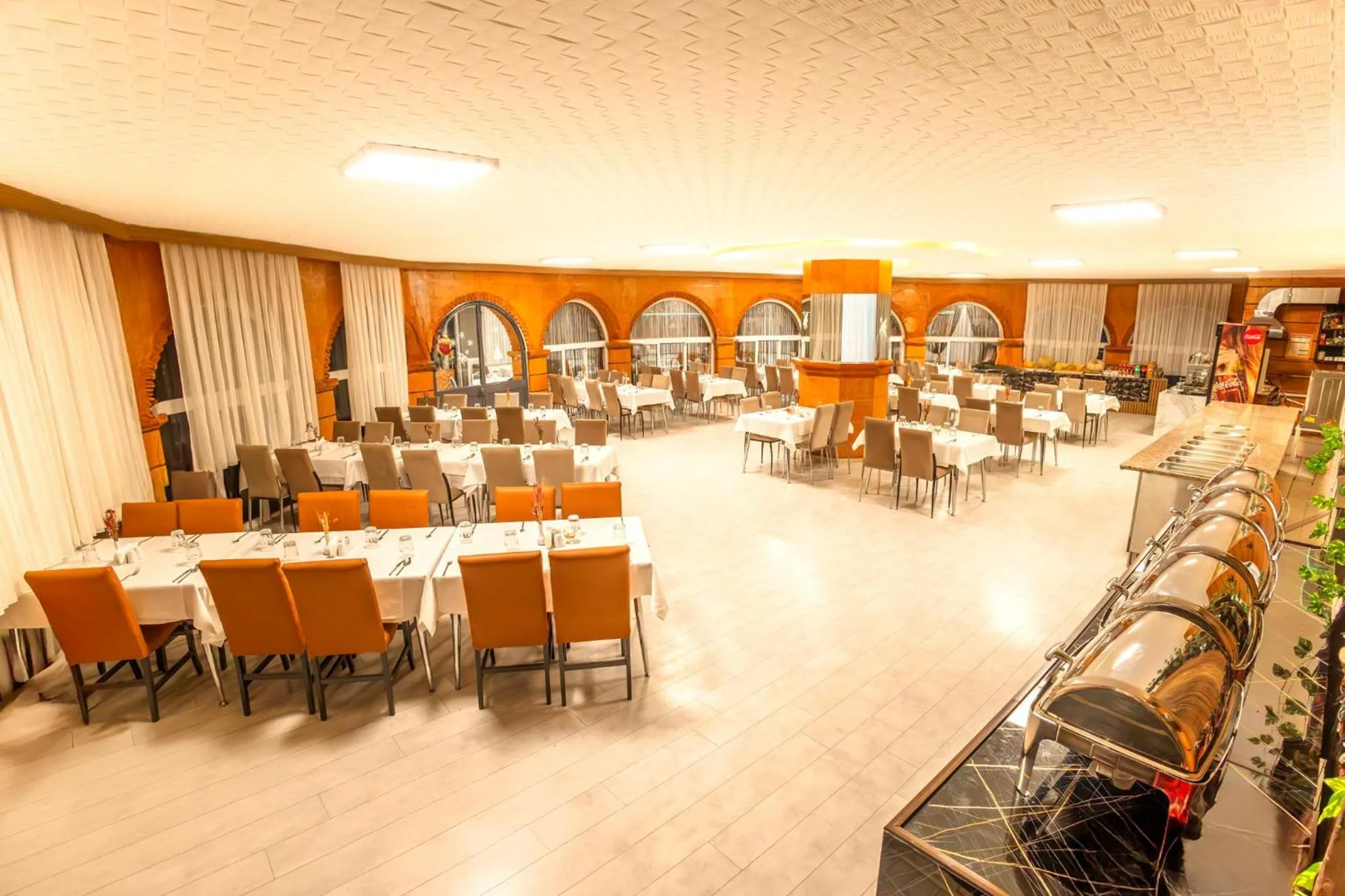 Restaurant/places to eat in Continent Hotel Kapadokus Thermal