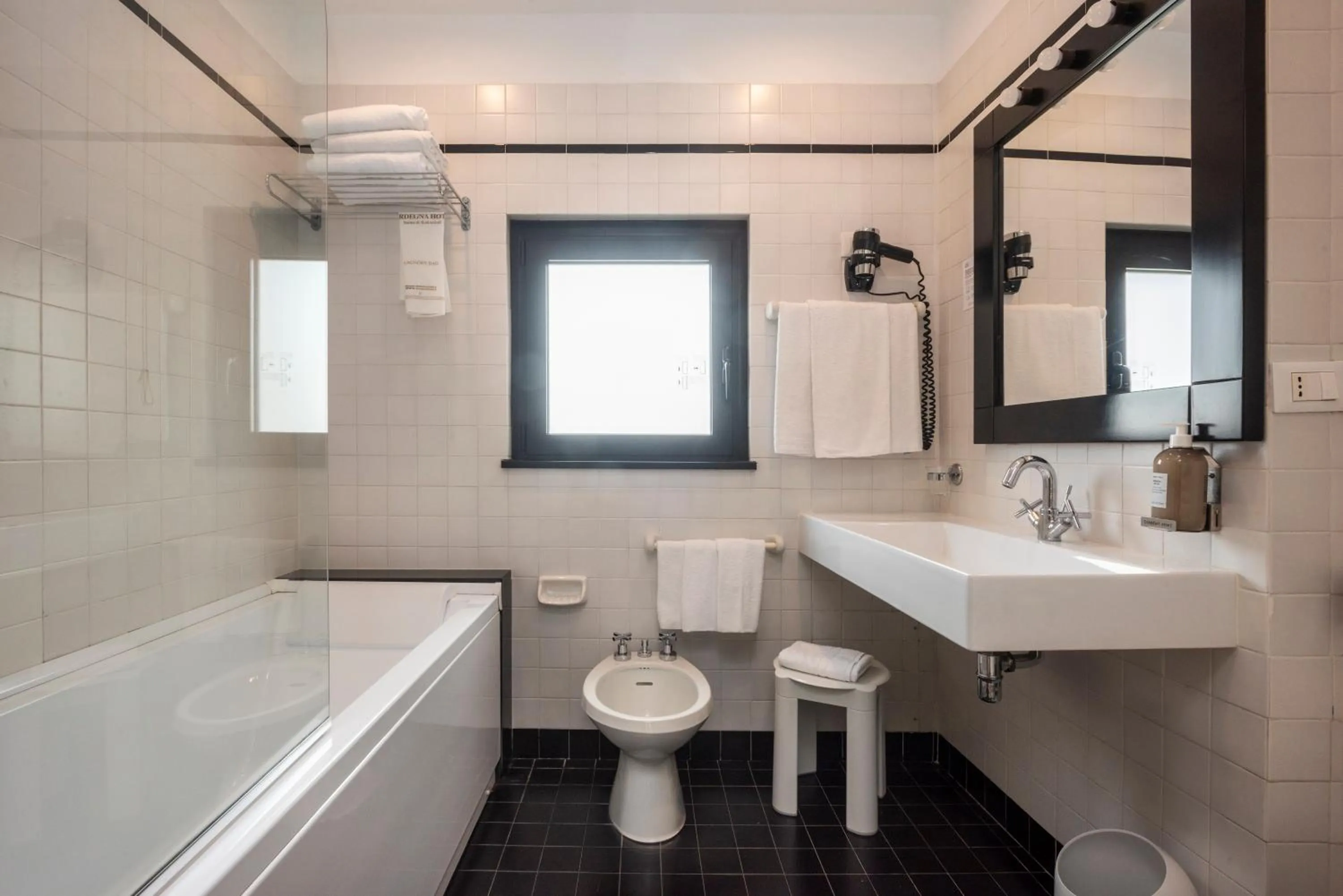 Toilet in Sardegna Hotel - Suites & Restaurant