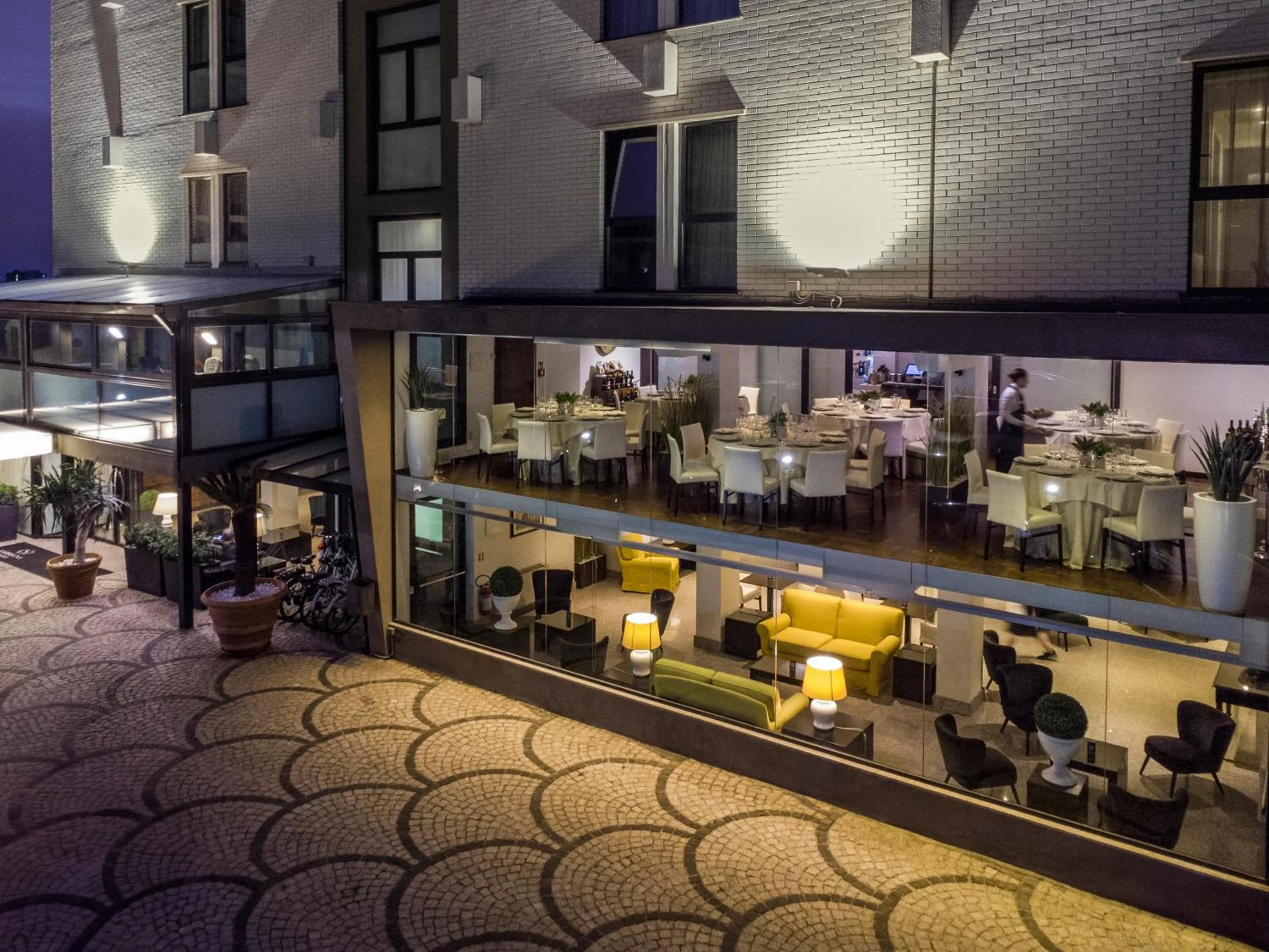 Restaurant/places to eat in Sardegna Hotel - Suites & Restaurant