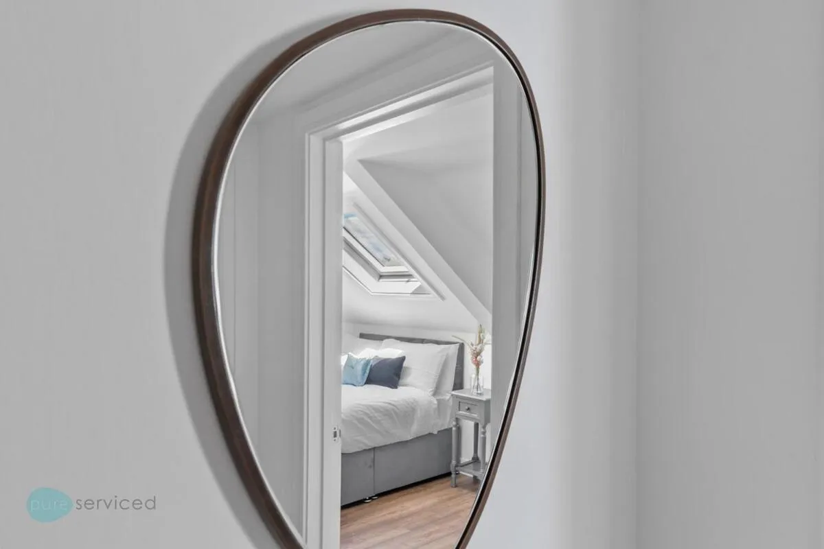 Other, Bed in The Penthouse By Pureserviced