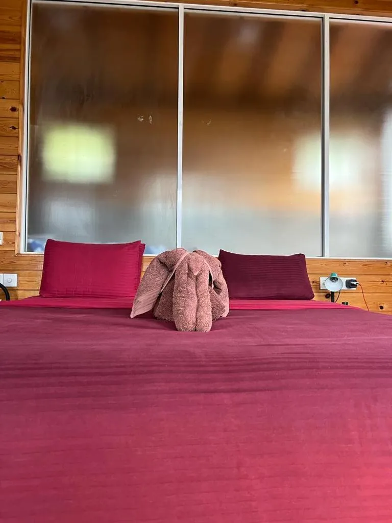 Bedroom, Bed in Country Homes