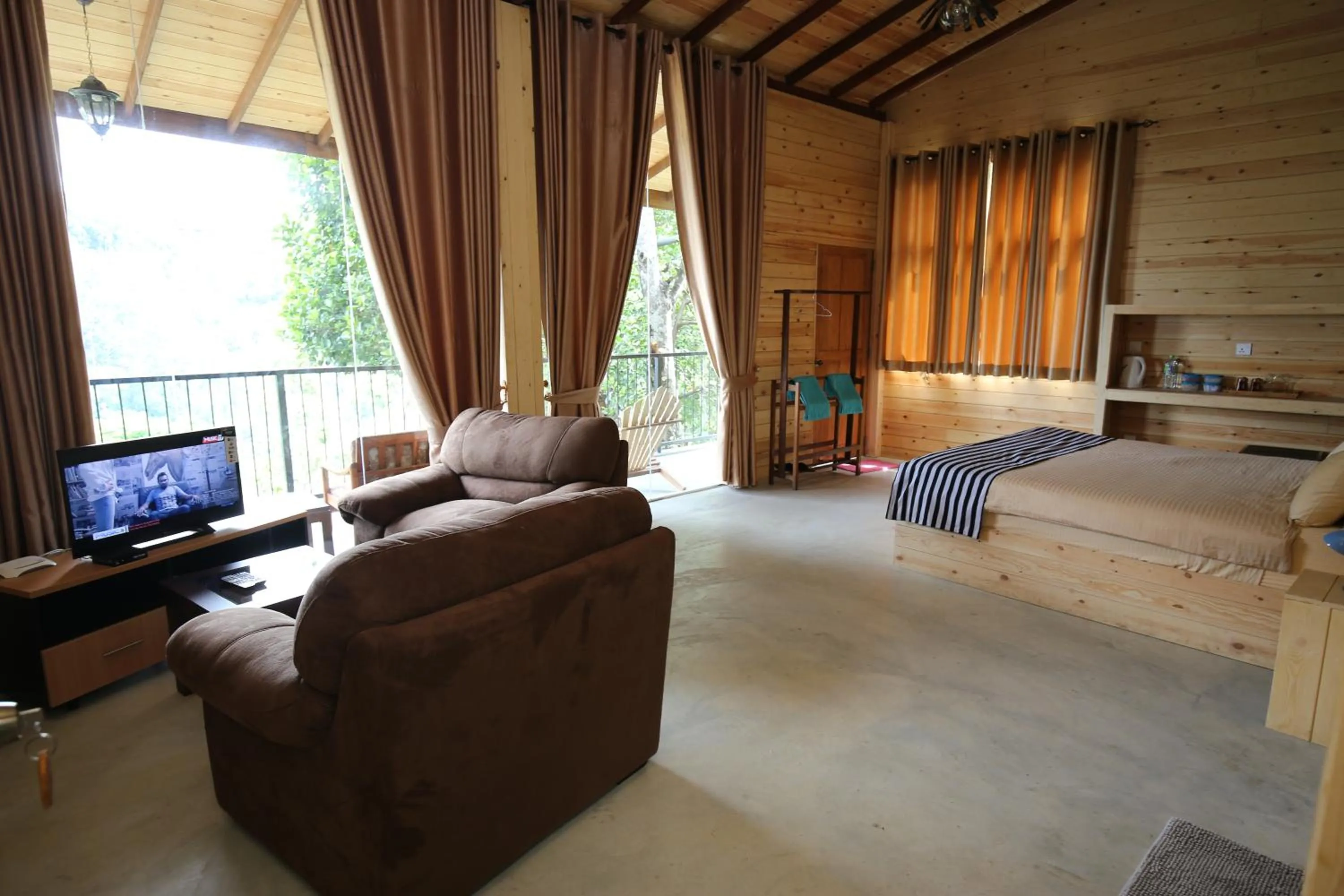 Bedroom, Bed in Country Homes