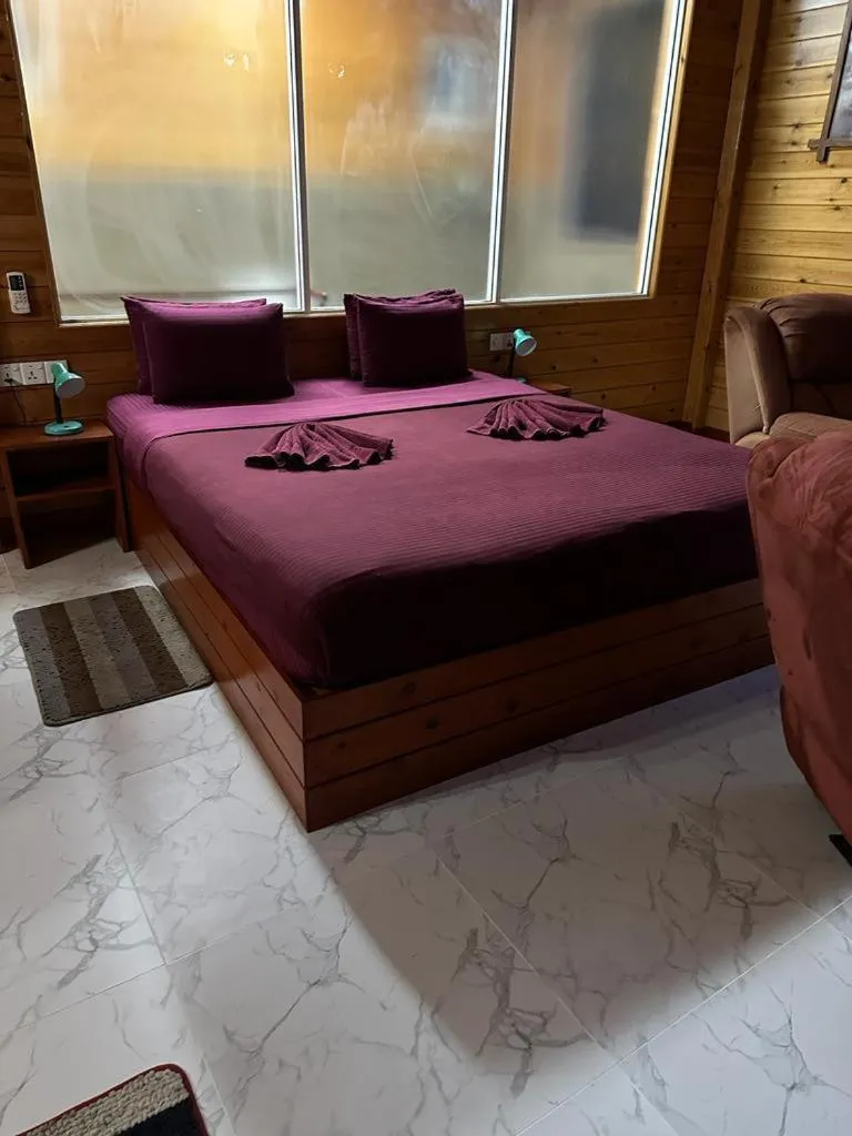 Living room, Bed in Country Homes