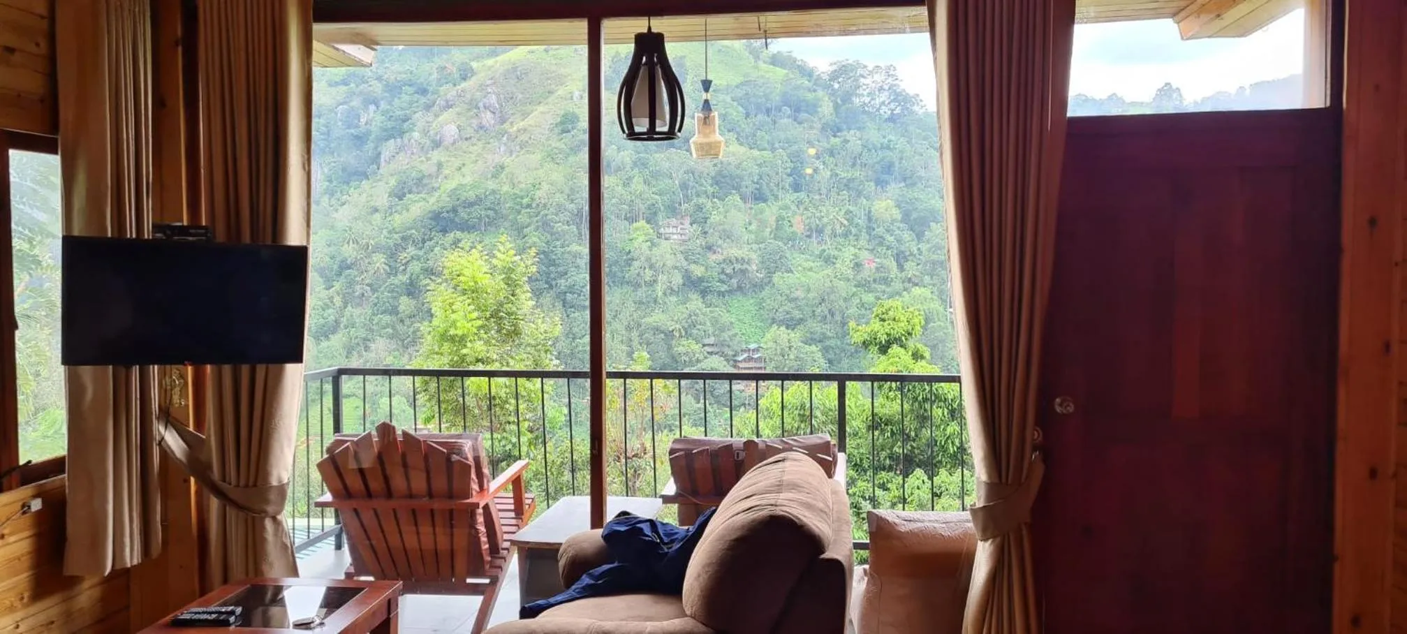 TV and multimedia in Country Homes