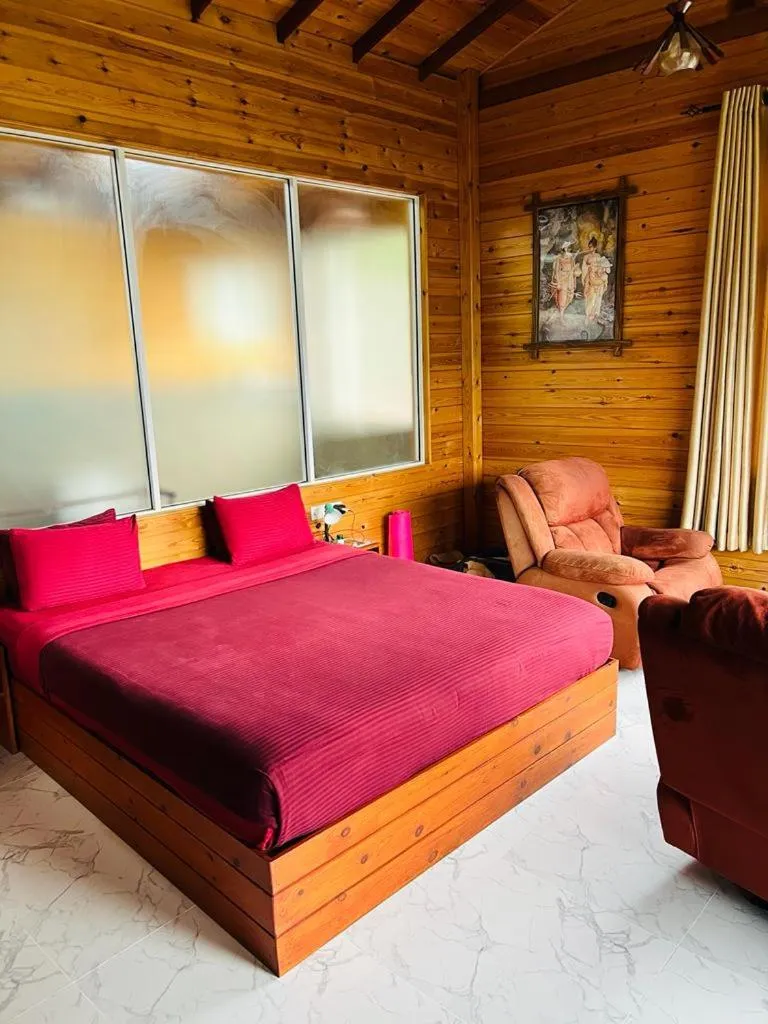 Living room, Bed in Country Homes