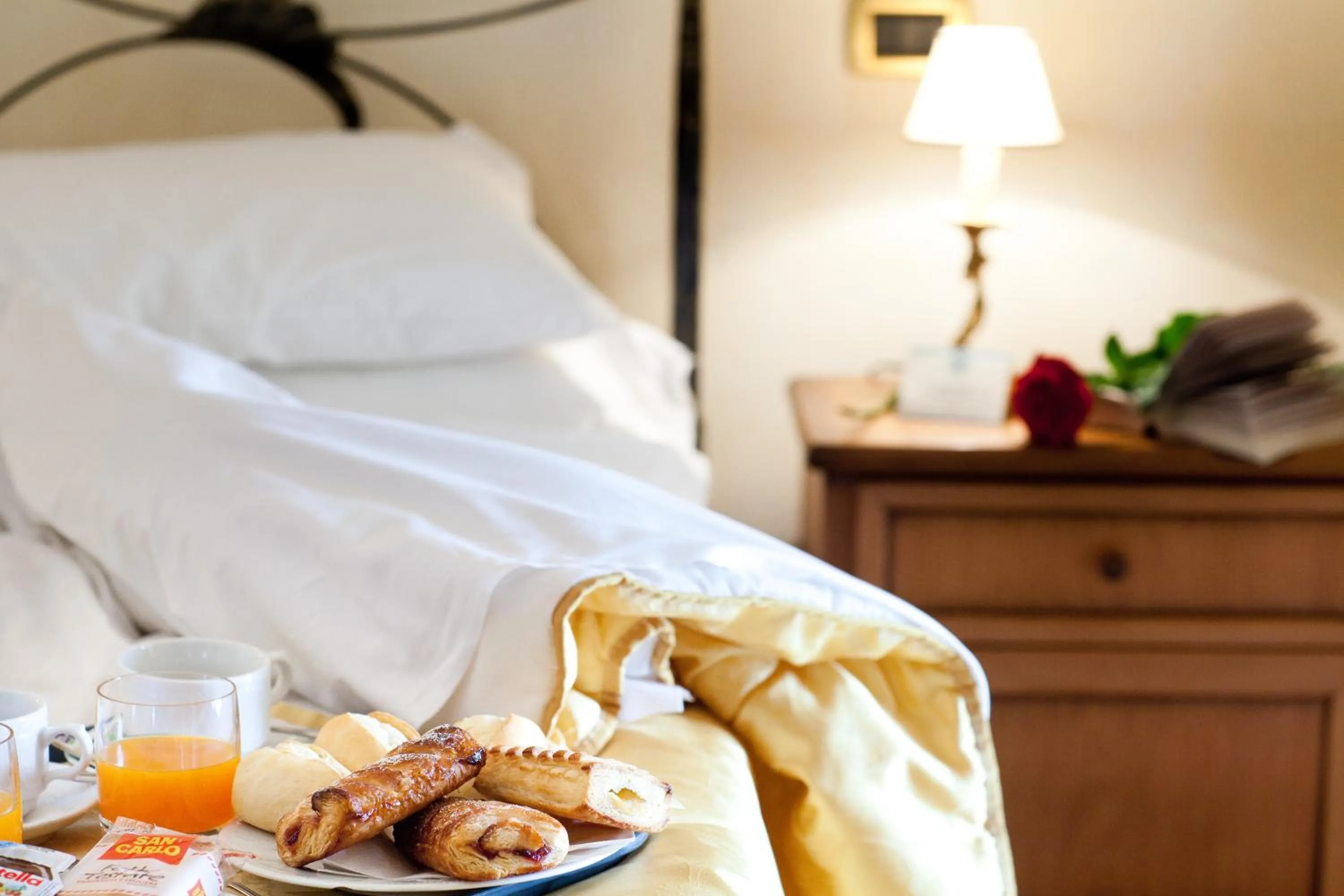 Bed in Hotel Villa Torre Antica