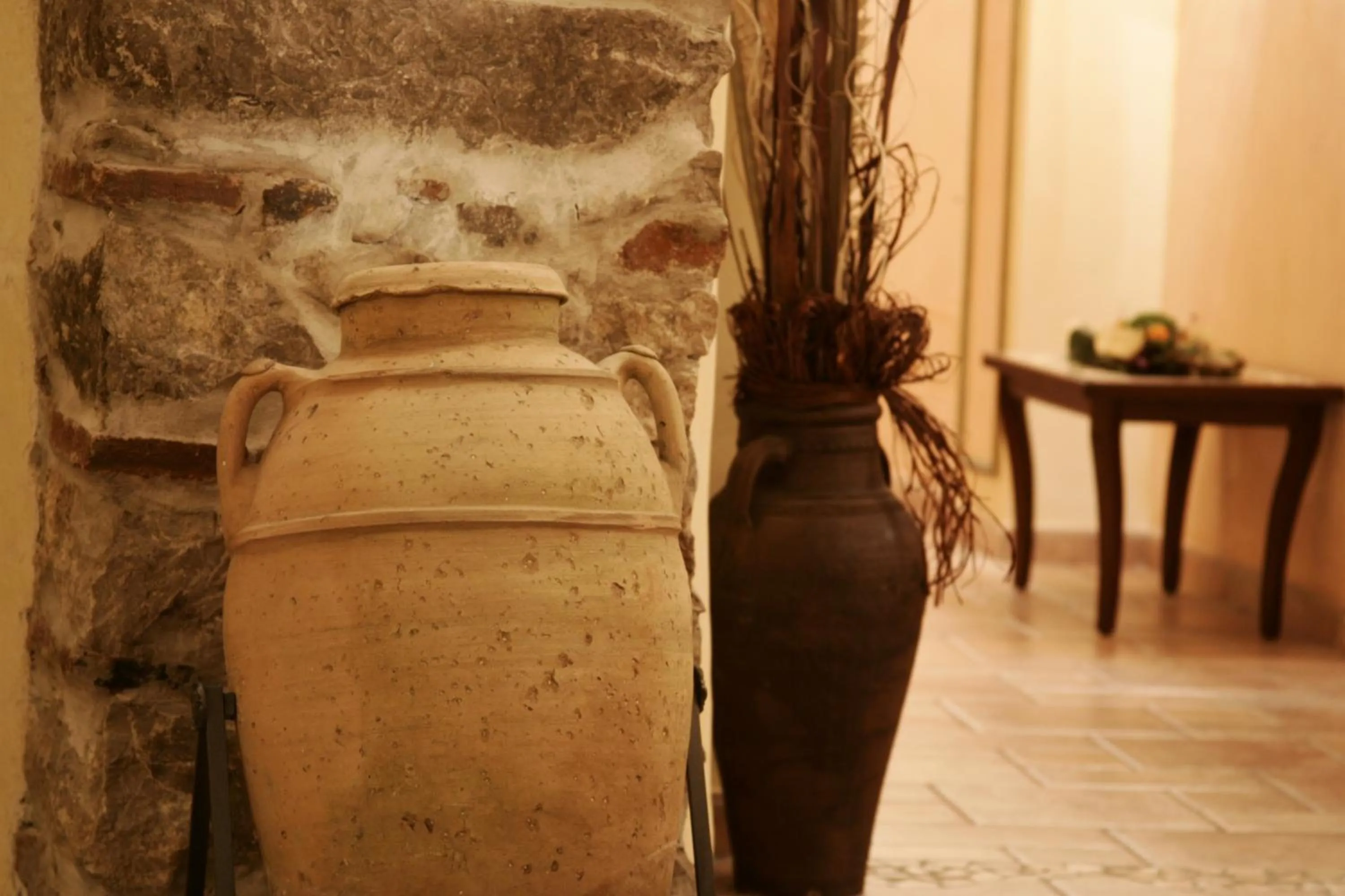 Communal lounge/ TV room in Hotel Villa Torre Antica