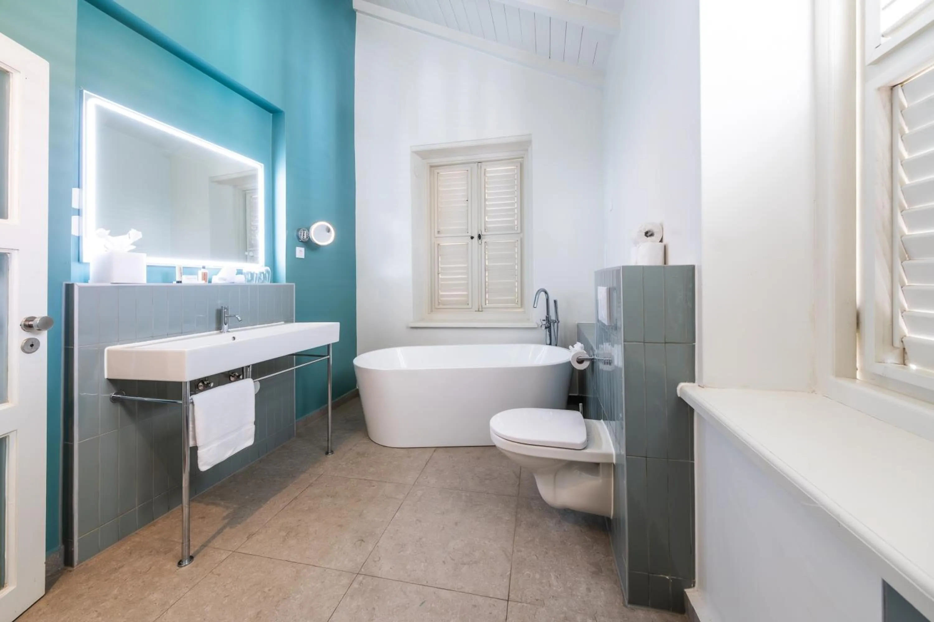 Bathroom in Kura Botanica Hotel