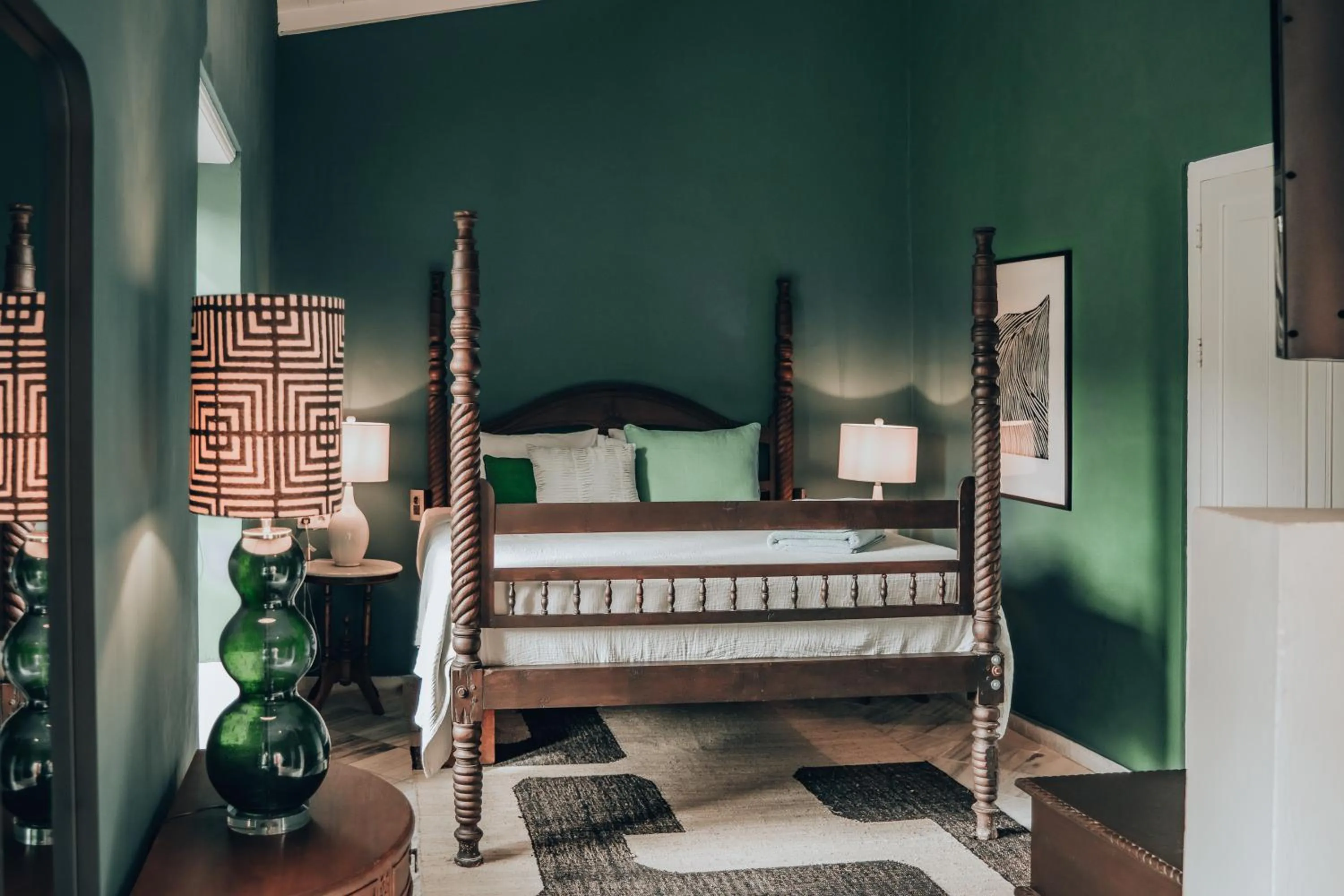 Bed in Kura Botanica Hotel