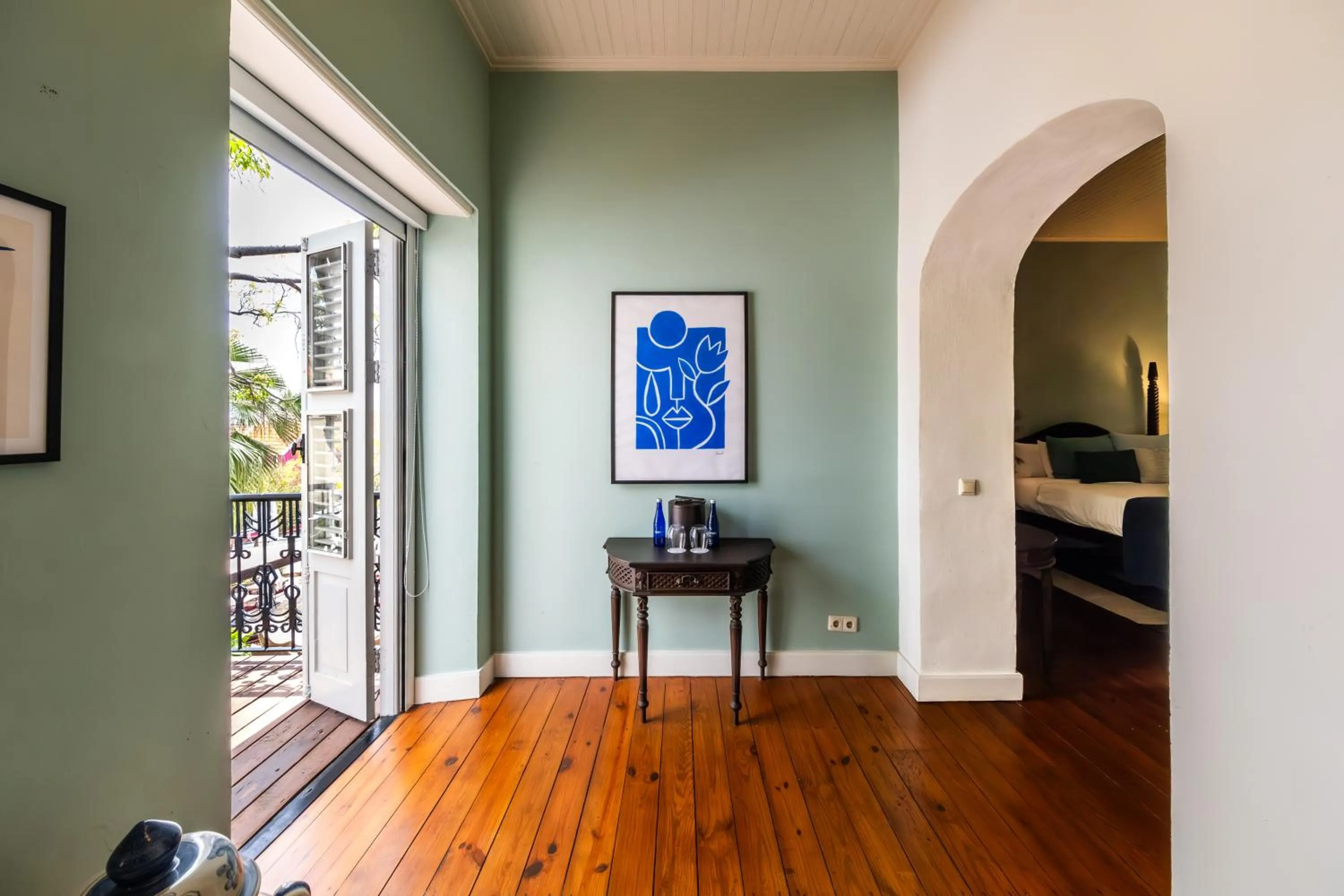 Coffee/tea facilities in Kura Botanica Hotel