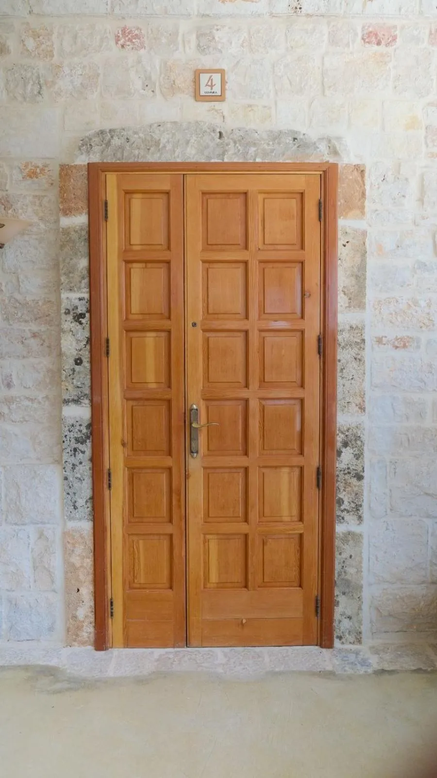 Property building in Casolare Lodedo